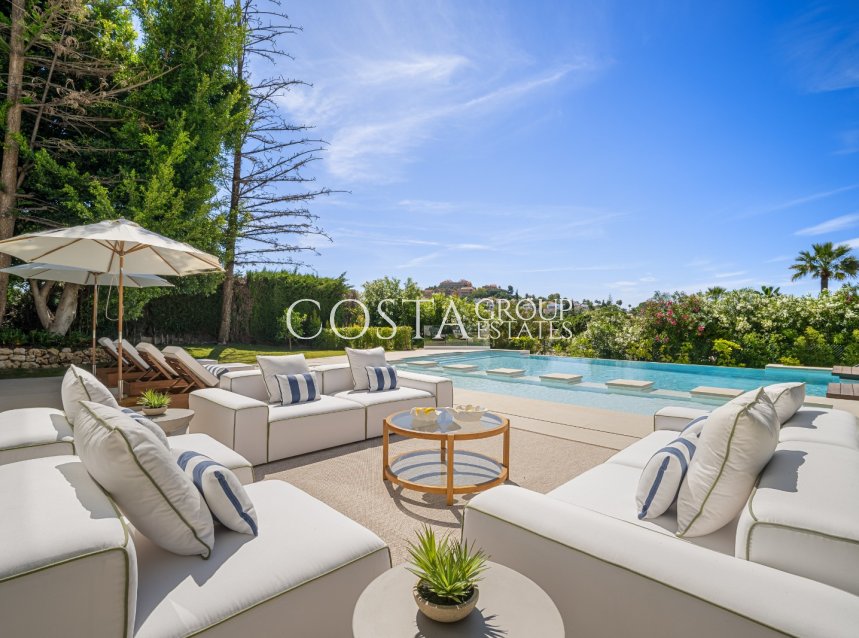 Neue Gebäude - Villa -
Marbella