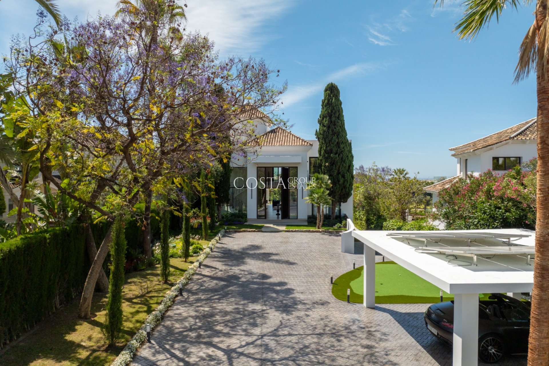 Neue Gebäude - Villa -
Marbella