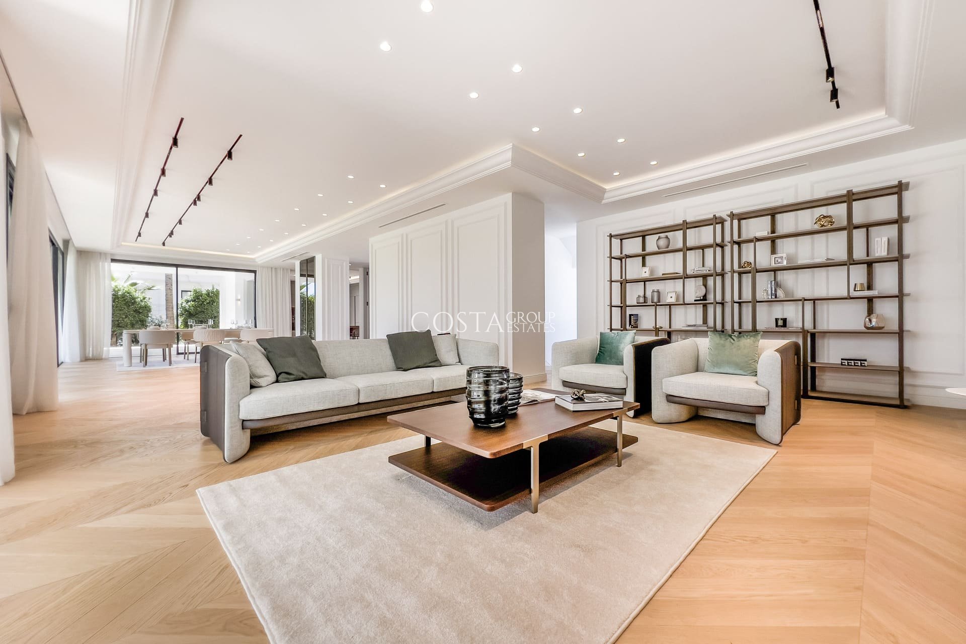Neue Gebäude - Villa -
Marbella