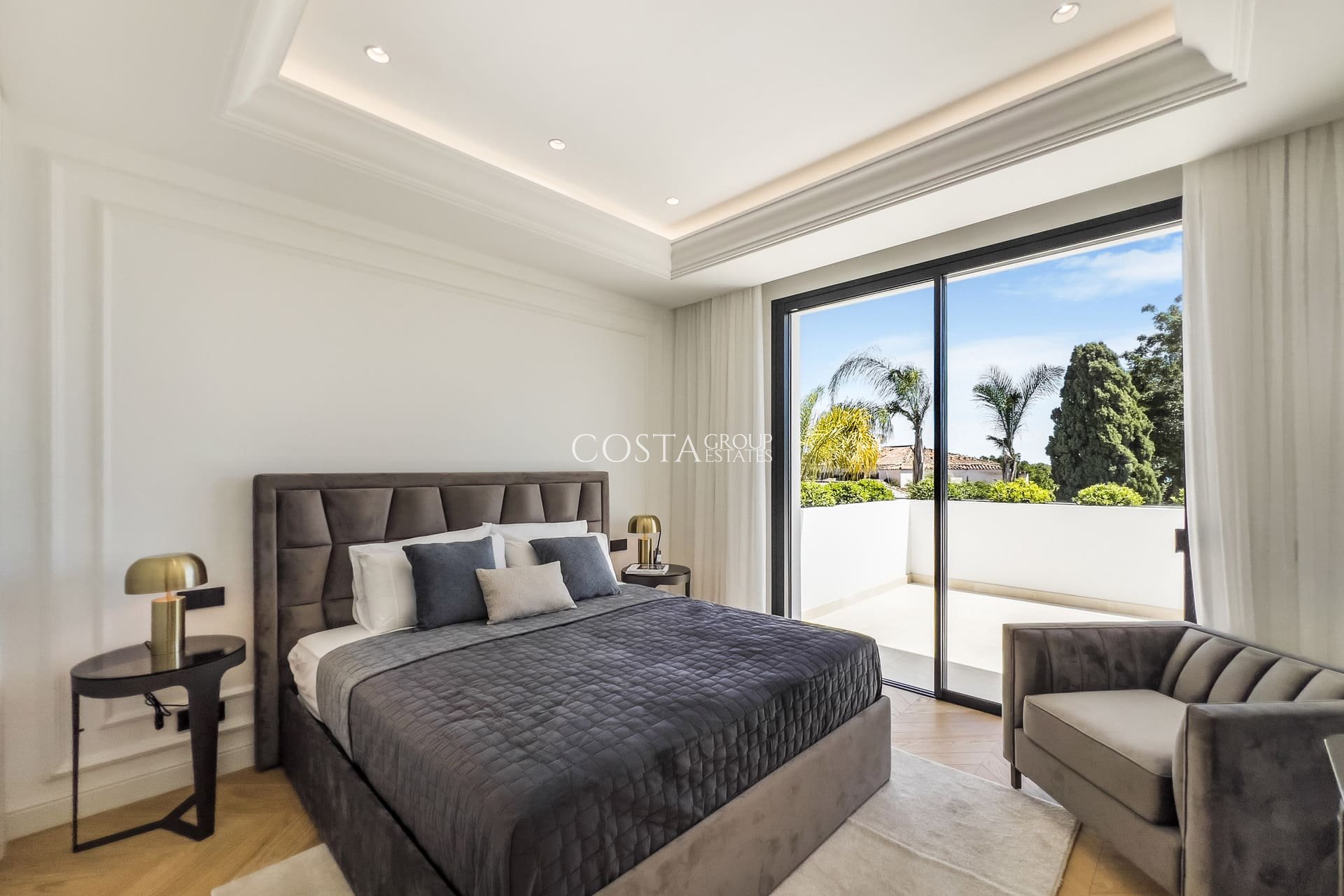 Neue Gebäude - Villa -
Marbella