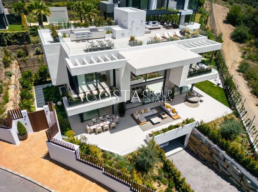 Neue Gebäude - Villa -
Marbella