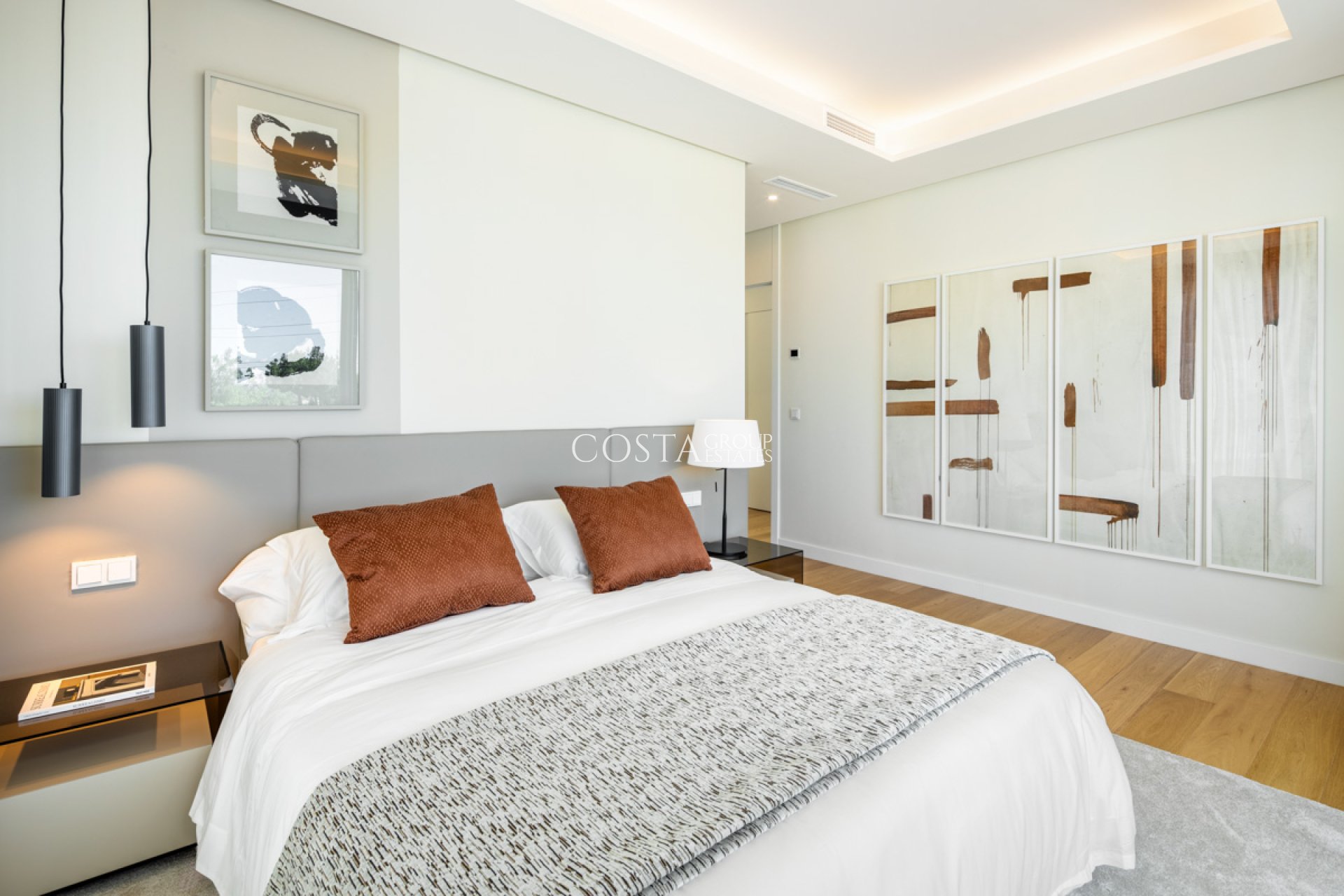 Neue Gebäude - Villa -
Marbella