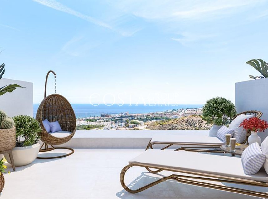 Neue Gebäude - Villa -
Mijas - La Cala