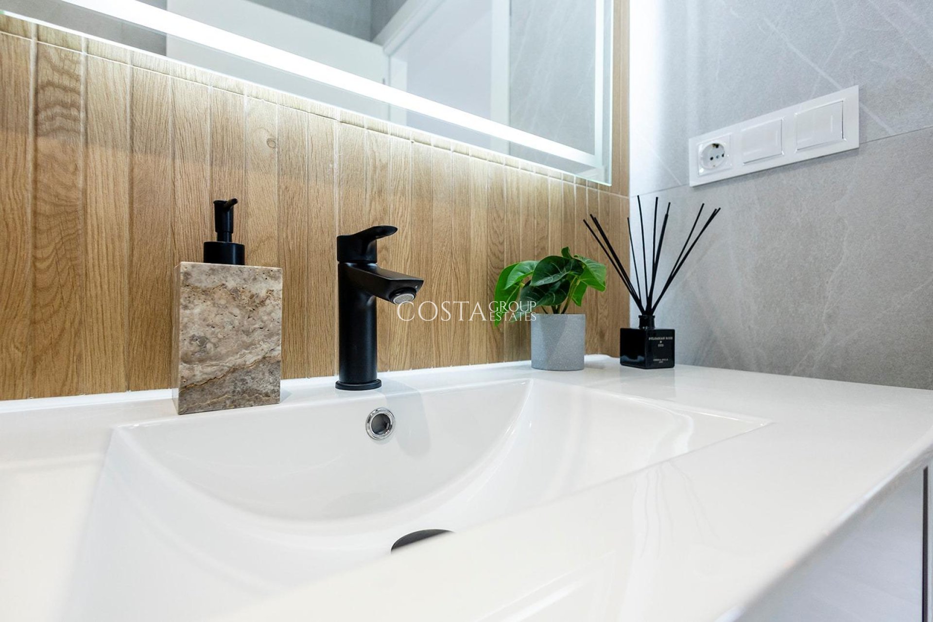 Neue Gebäude - Villa -
Orihuela Costa - Vistabella Golf