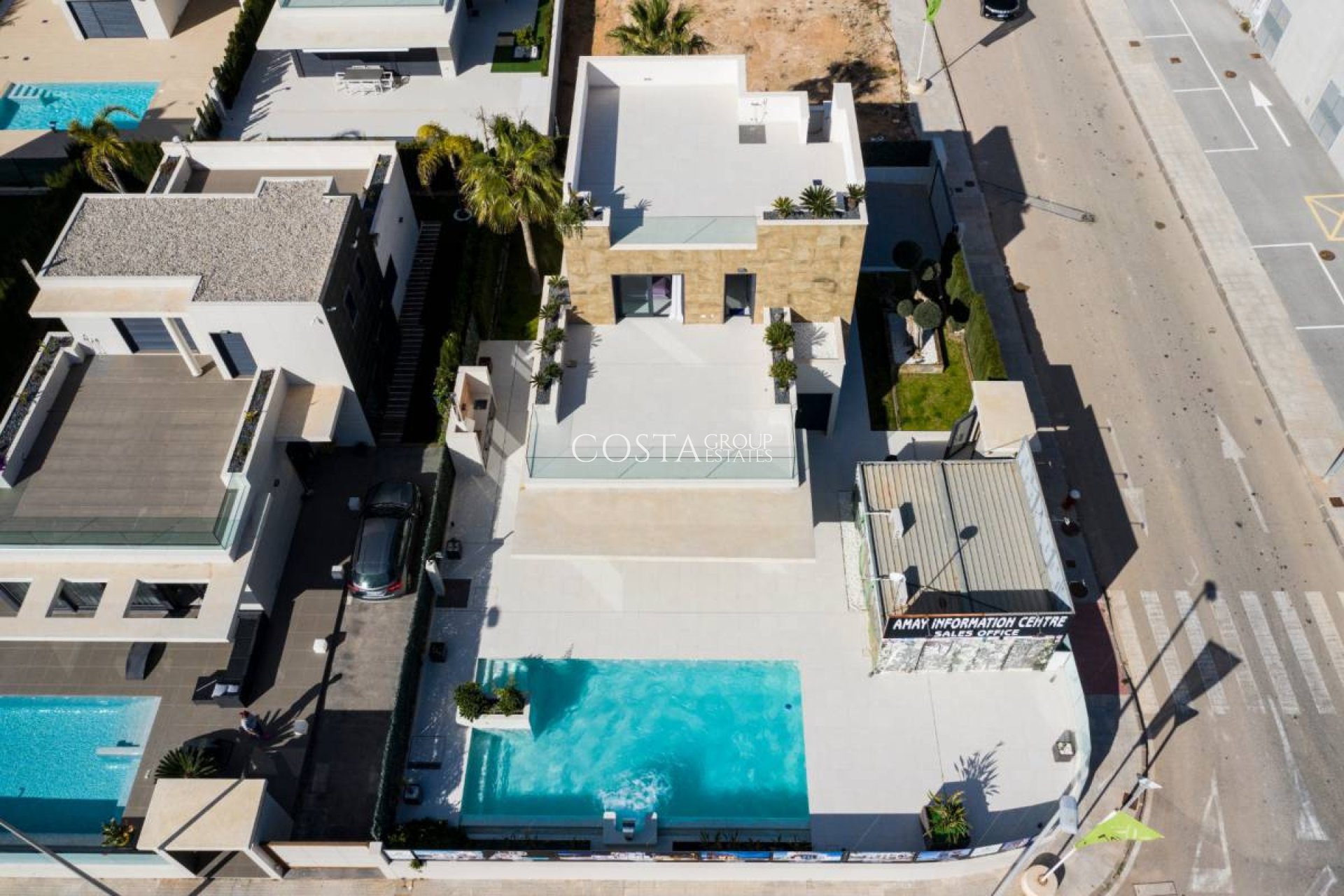 Neue Gebäude - Villa -
Orihuela