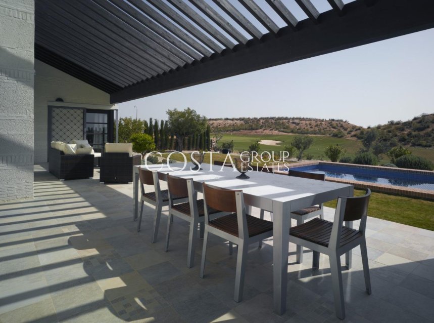Neue Gebäude - Villa -
Peraleja Golf