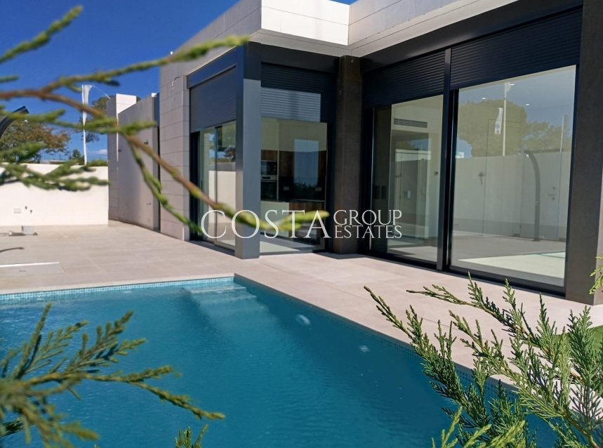 Neue Gebäude - Villa -
Pilar de la Horadada - Lo Romero Golf