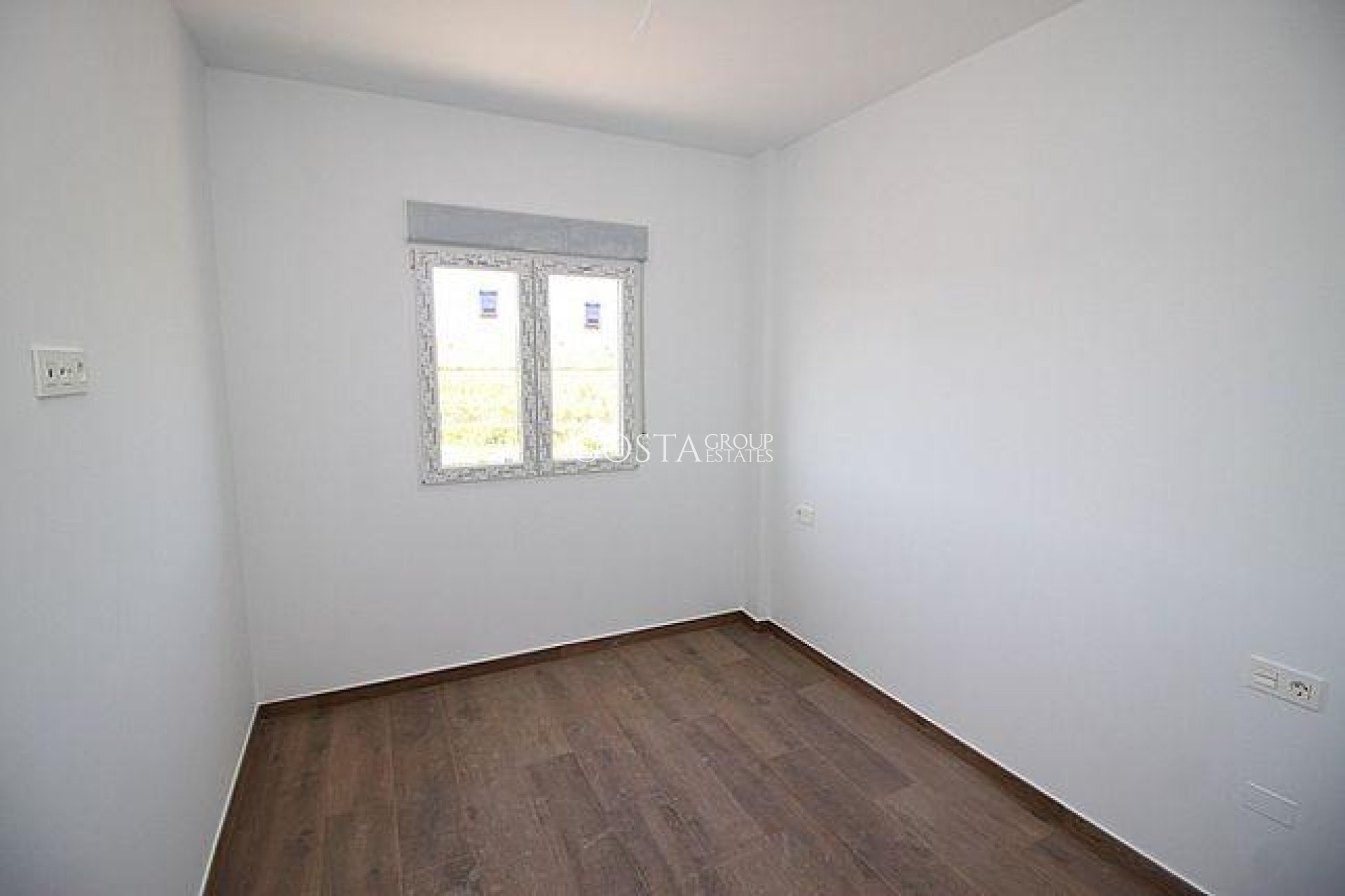 Neue Gebäude - Villa -
Pinoso