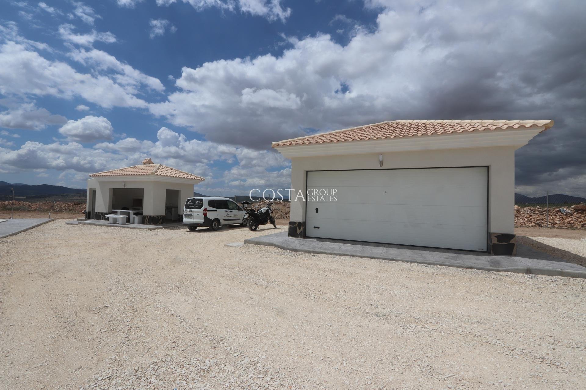 Neue Gebäude - Villa -
Pinoso