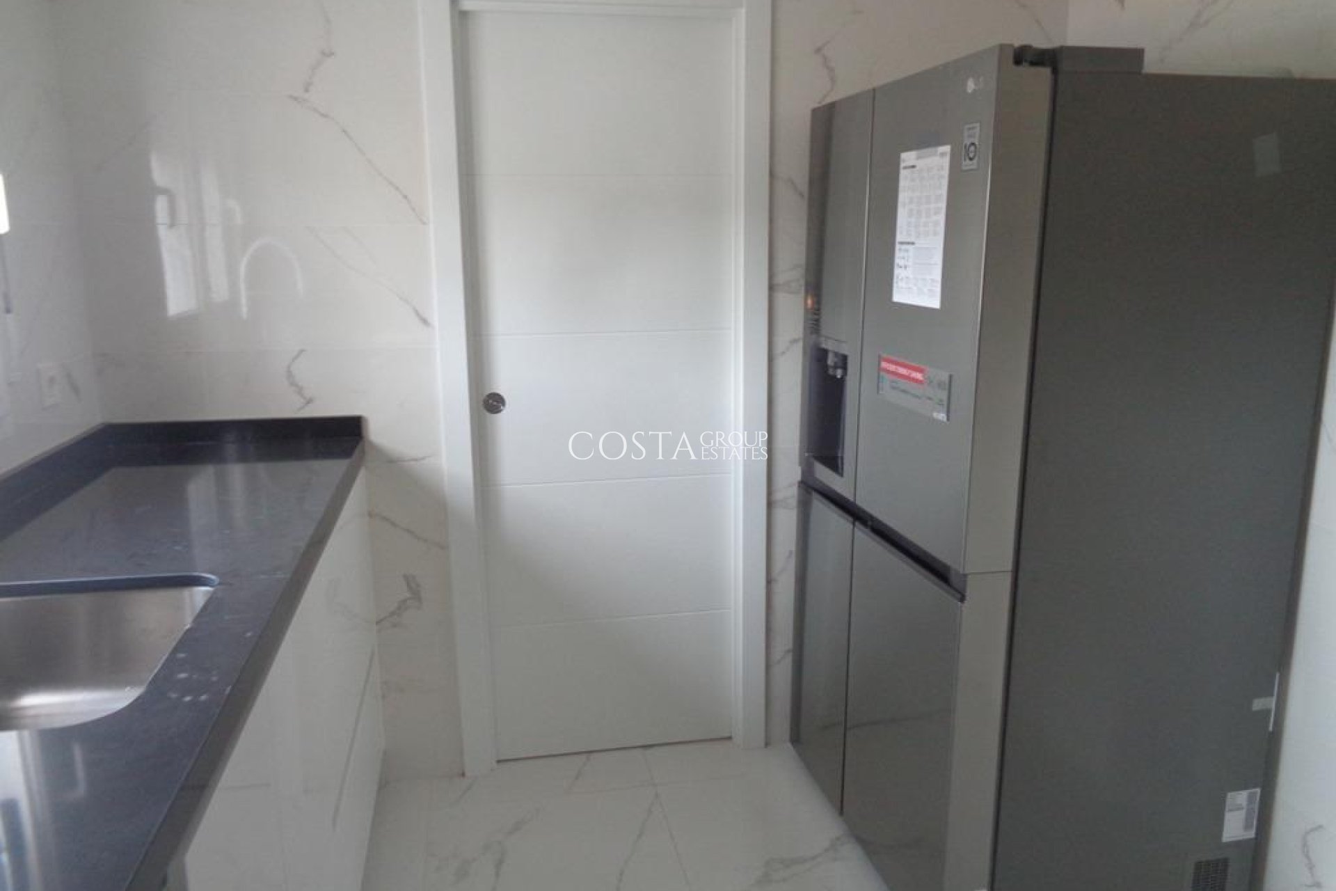 Neue Gebäude - Villa -
Pinoso