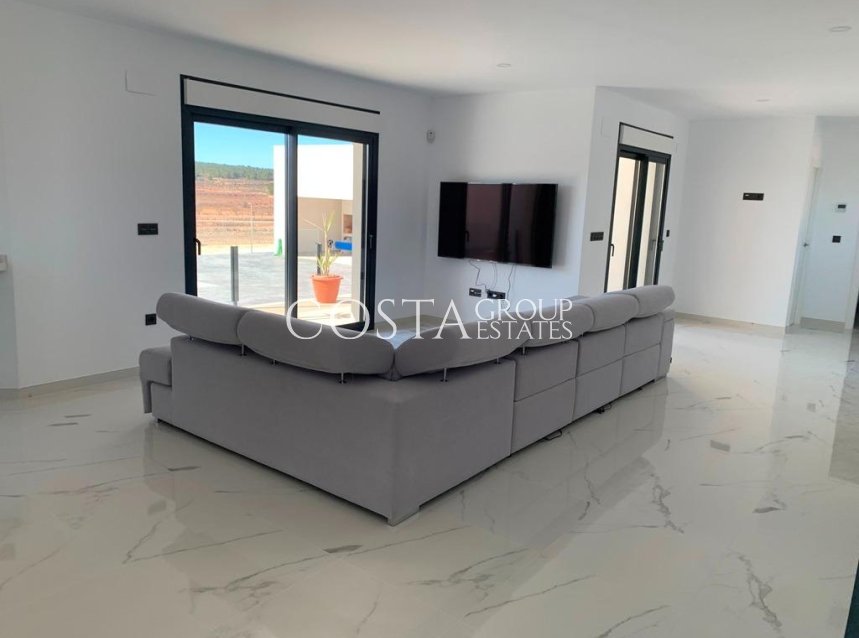 Neue Gebäude - Villa -
Pinoso