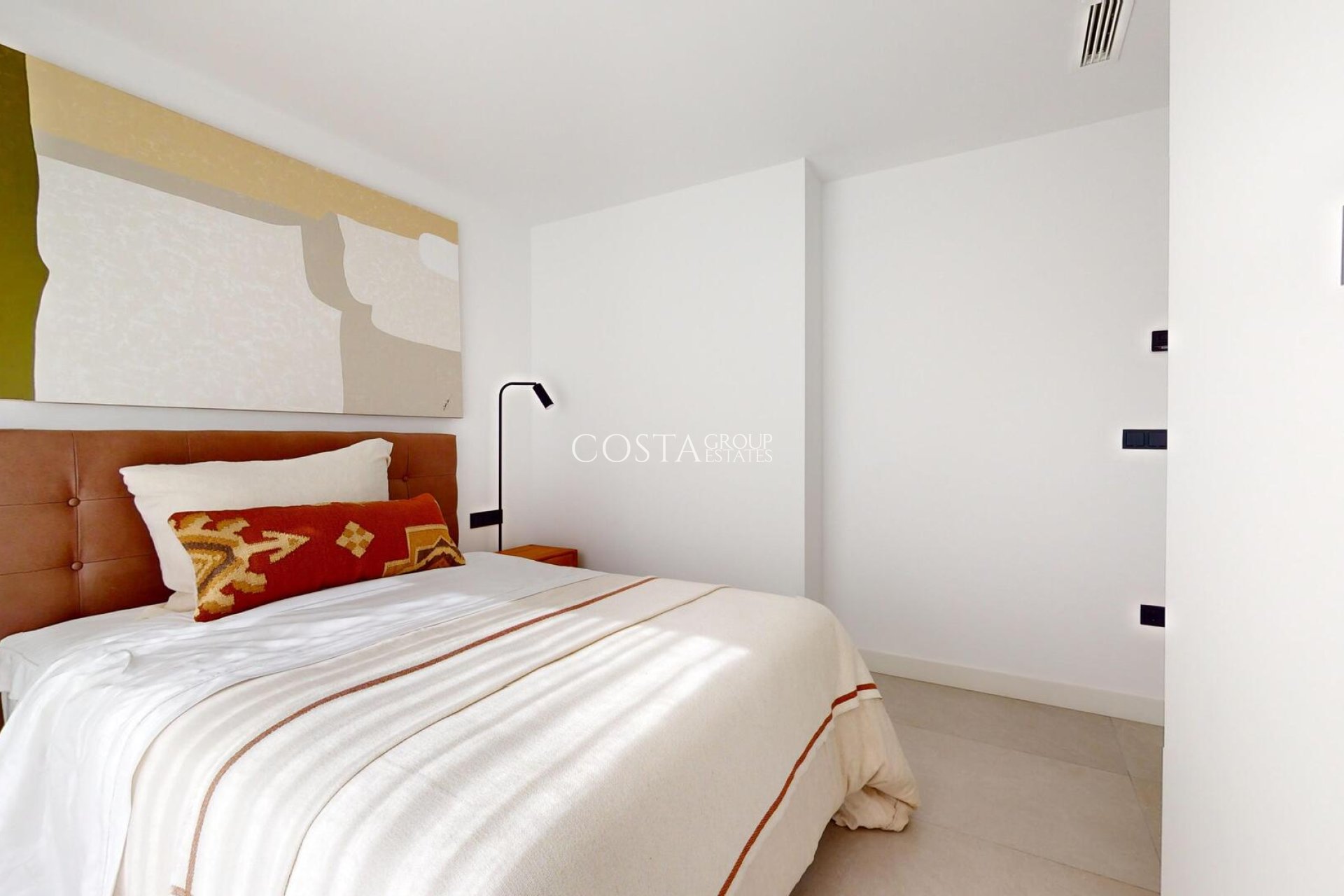 Neue Gebäude - Villa -
Polop