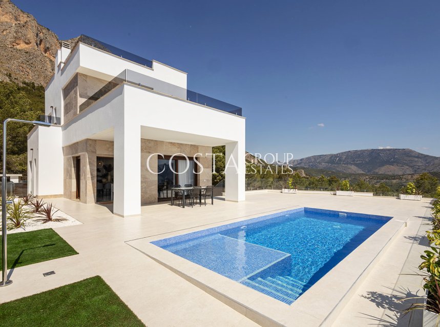 Neue Gebäude - Villa -
Polop