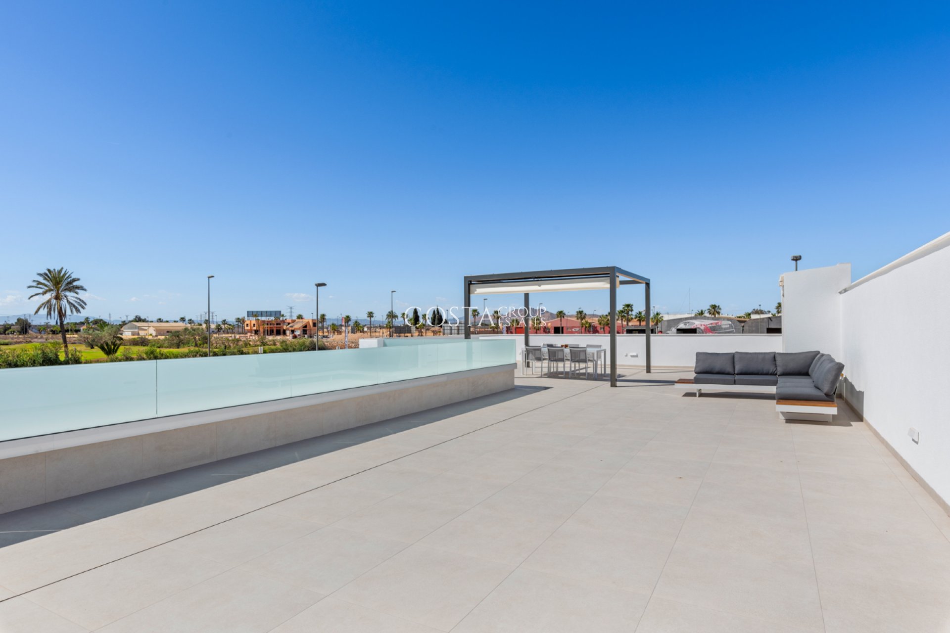 Neue Gebäude - Villa -
San Javier