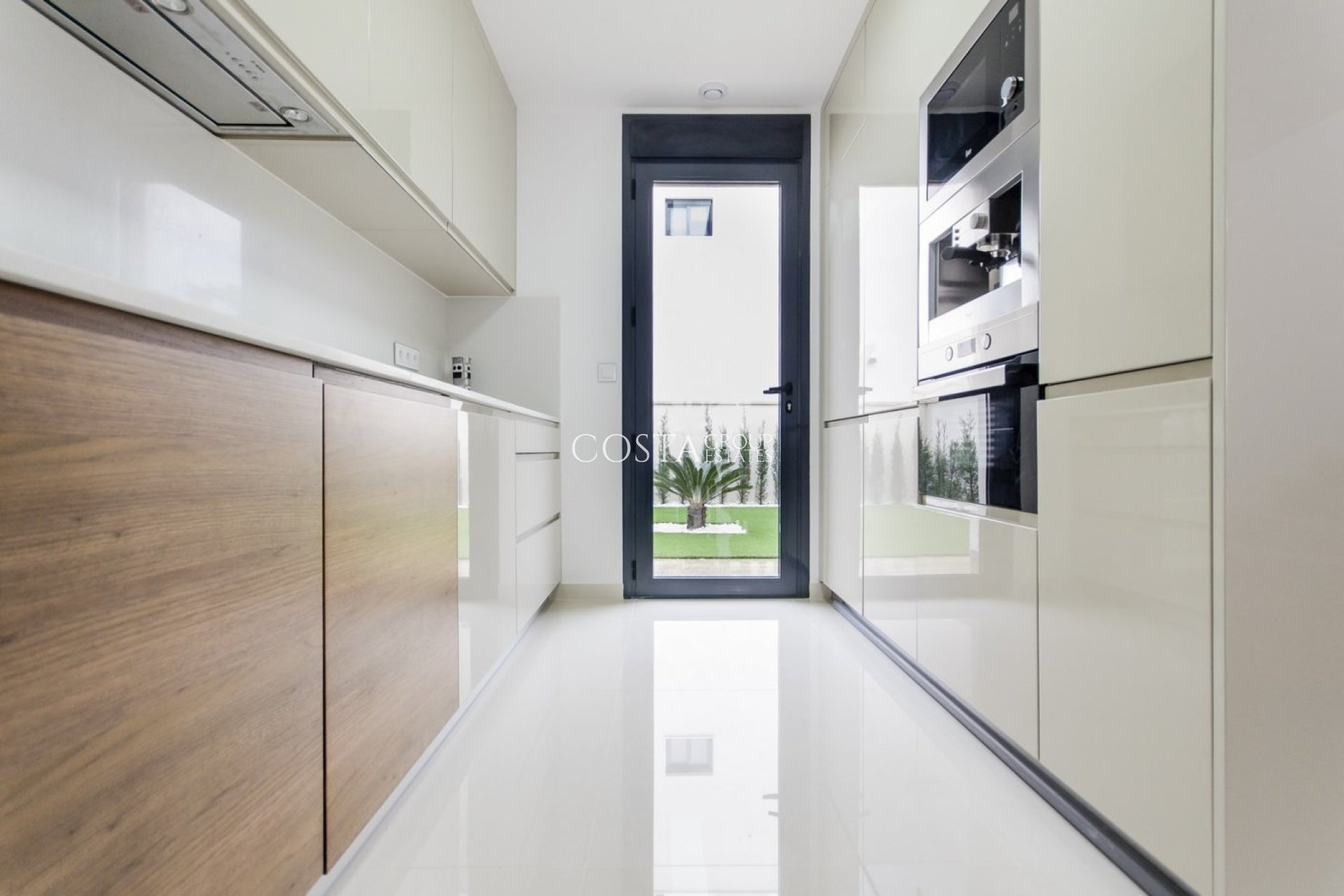 Neue Gebäude - Villa -
San Miguel de Salinas - San Miguel De Salinas