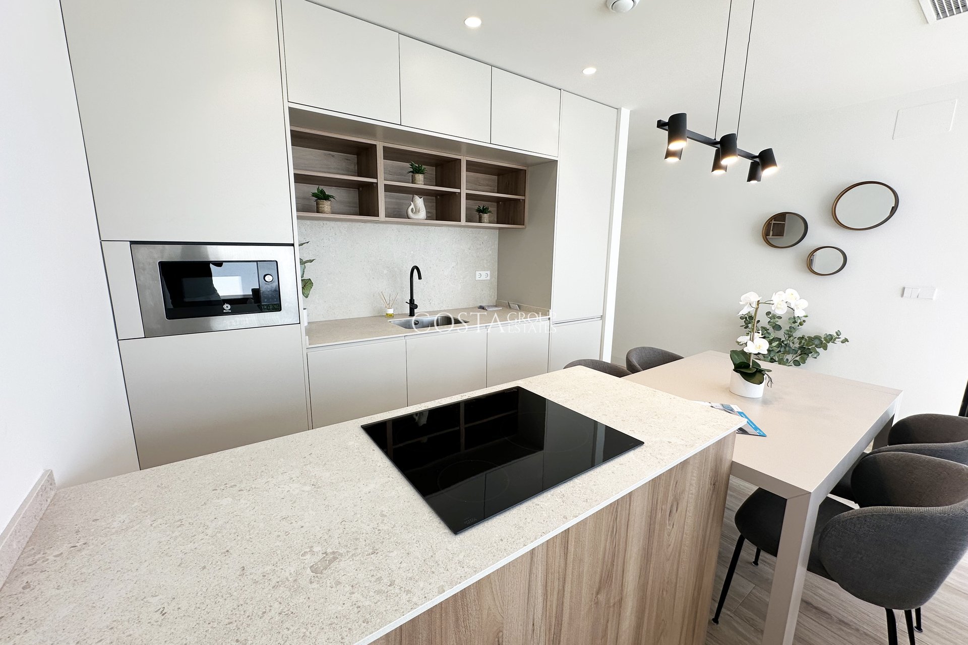 Neue Gebäude - Villa -
Torre de la Horadada