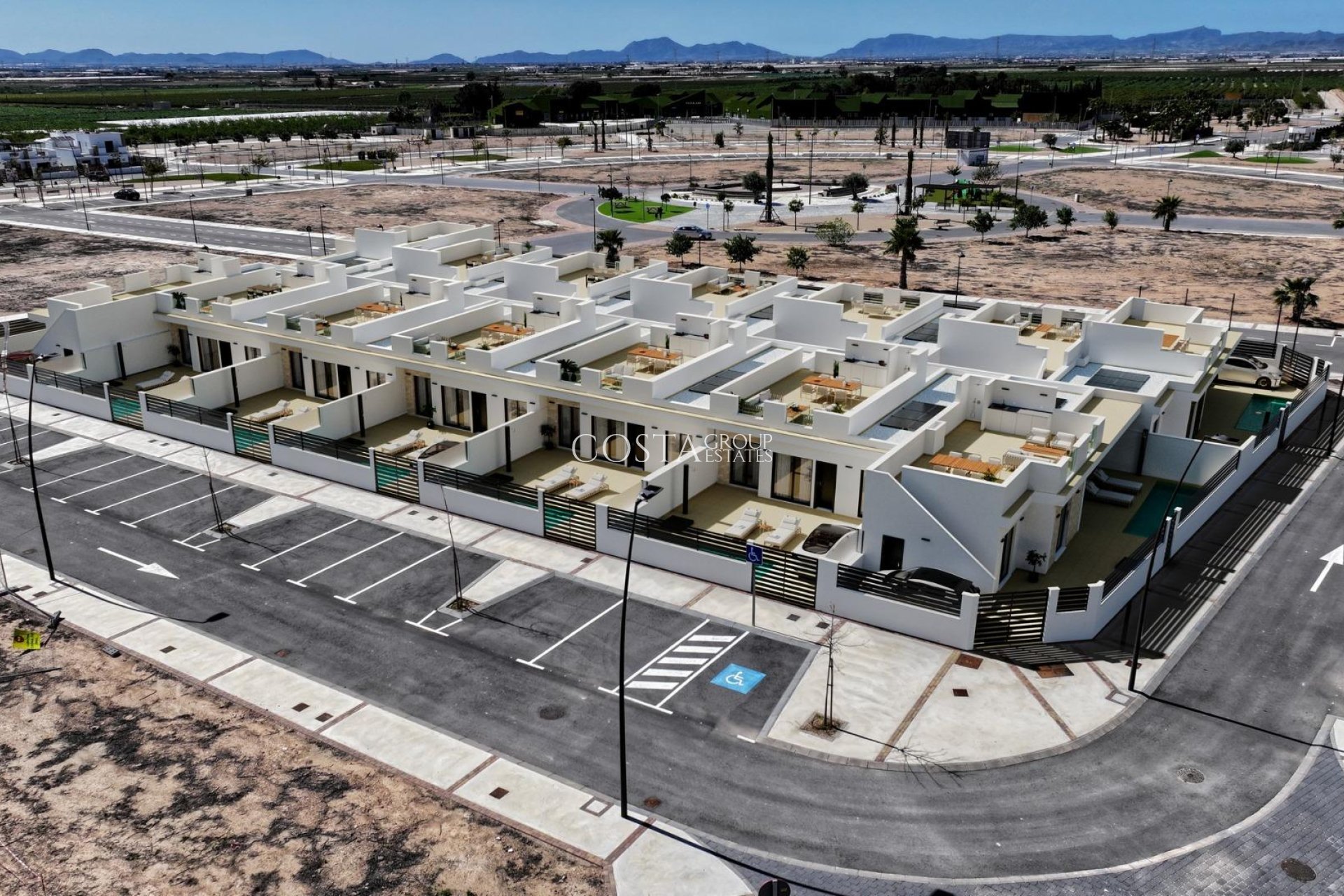 Neue Gebäude - Villa -
Torre Pacheco - Roldán