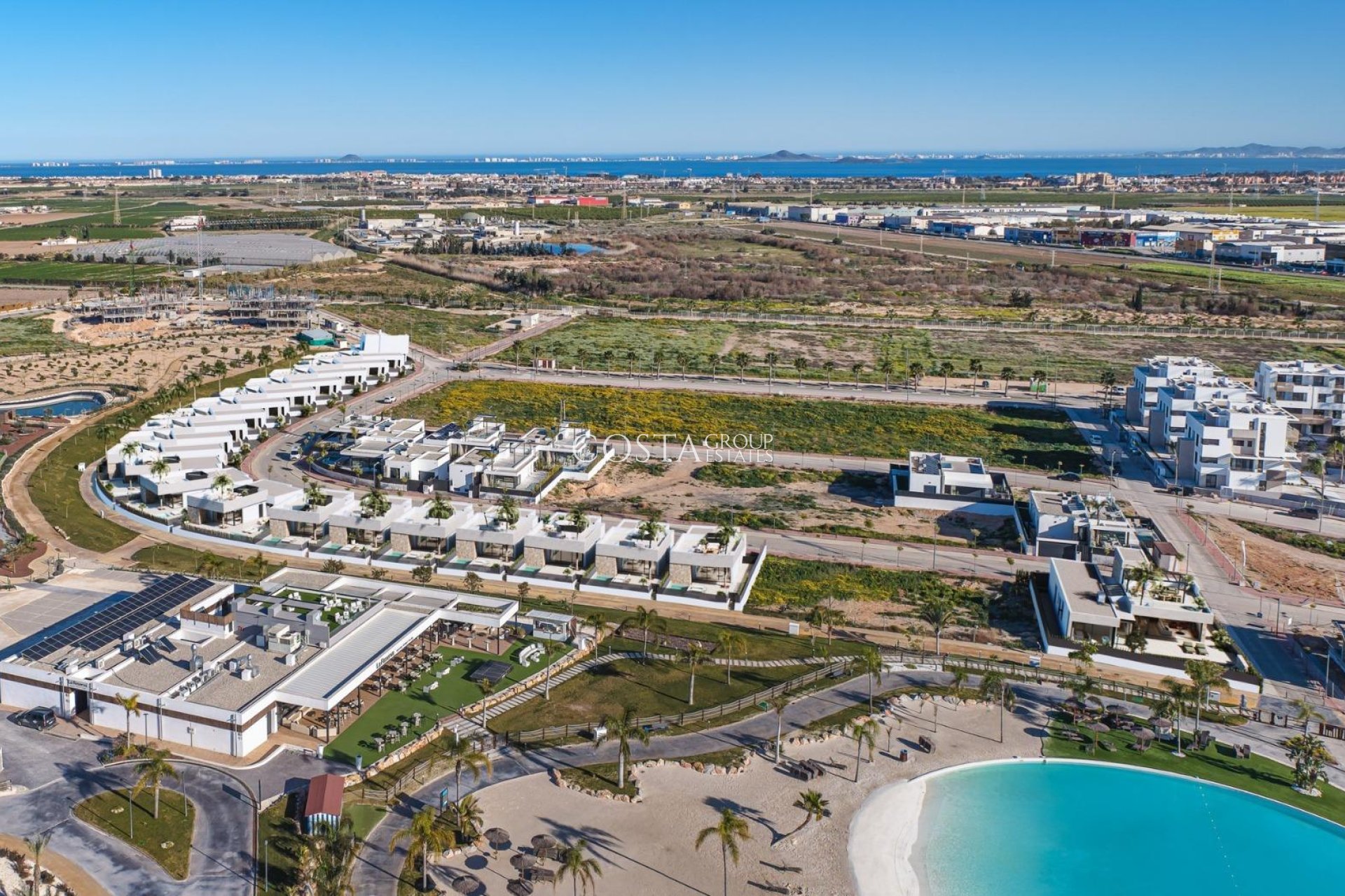 Neue Gebäude - Villa -
Torre Pacheco - Santa Rosalia Lake And Life Resort