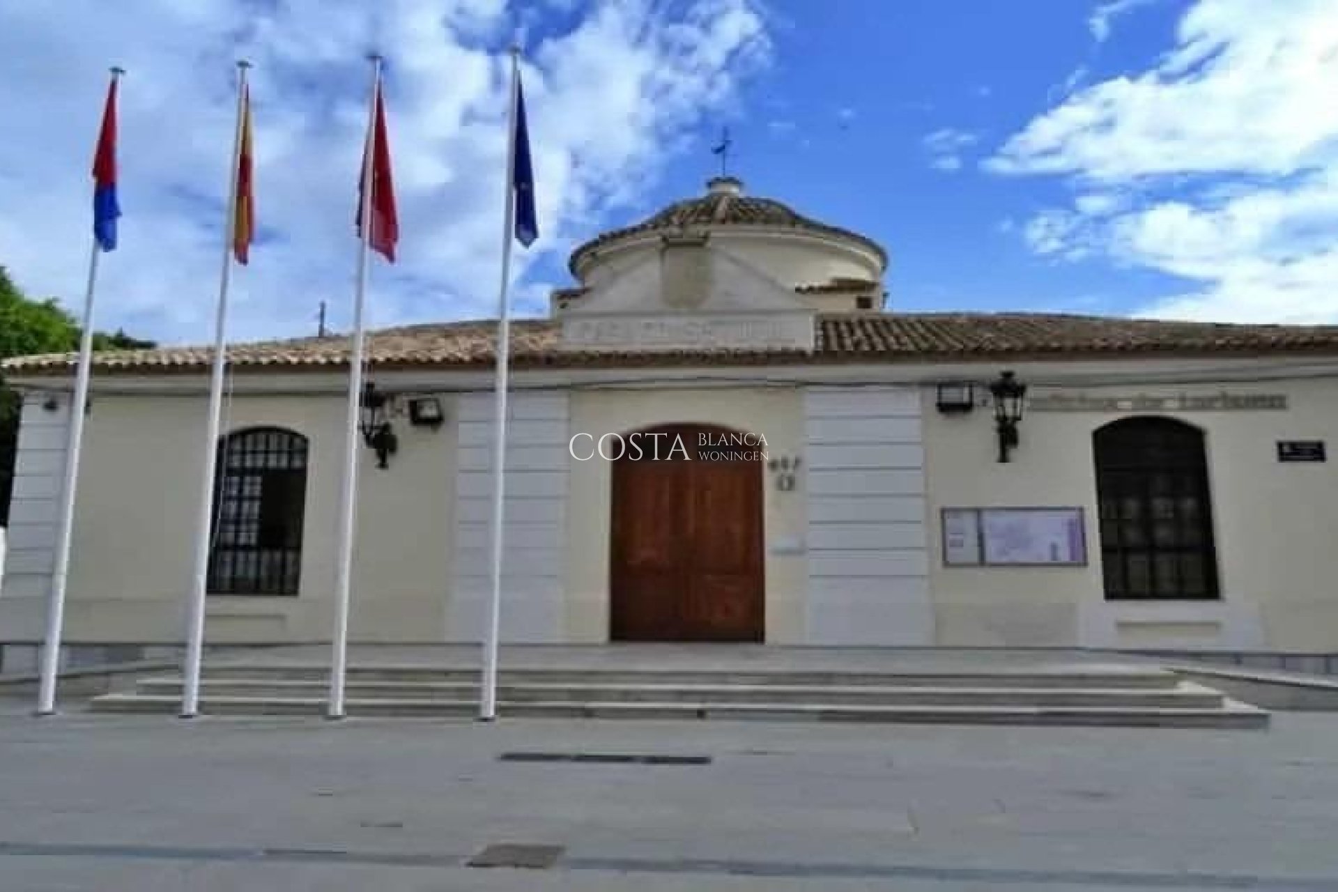 Neue Gebäude - Villa -
Torre Pacheco - Torre-pacheco