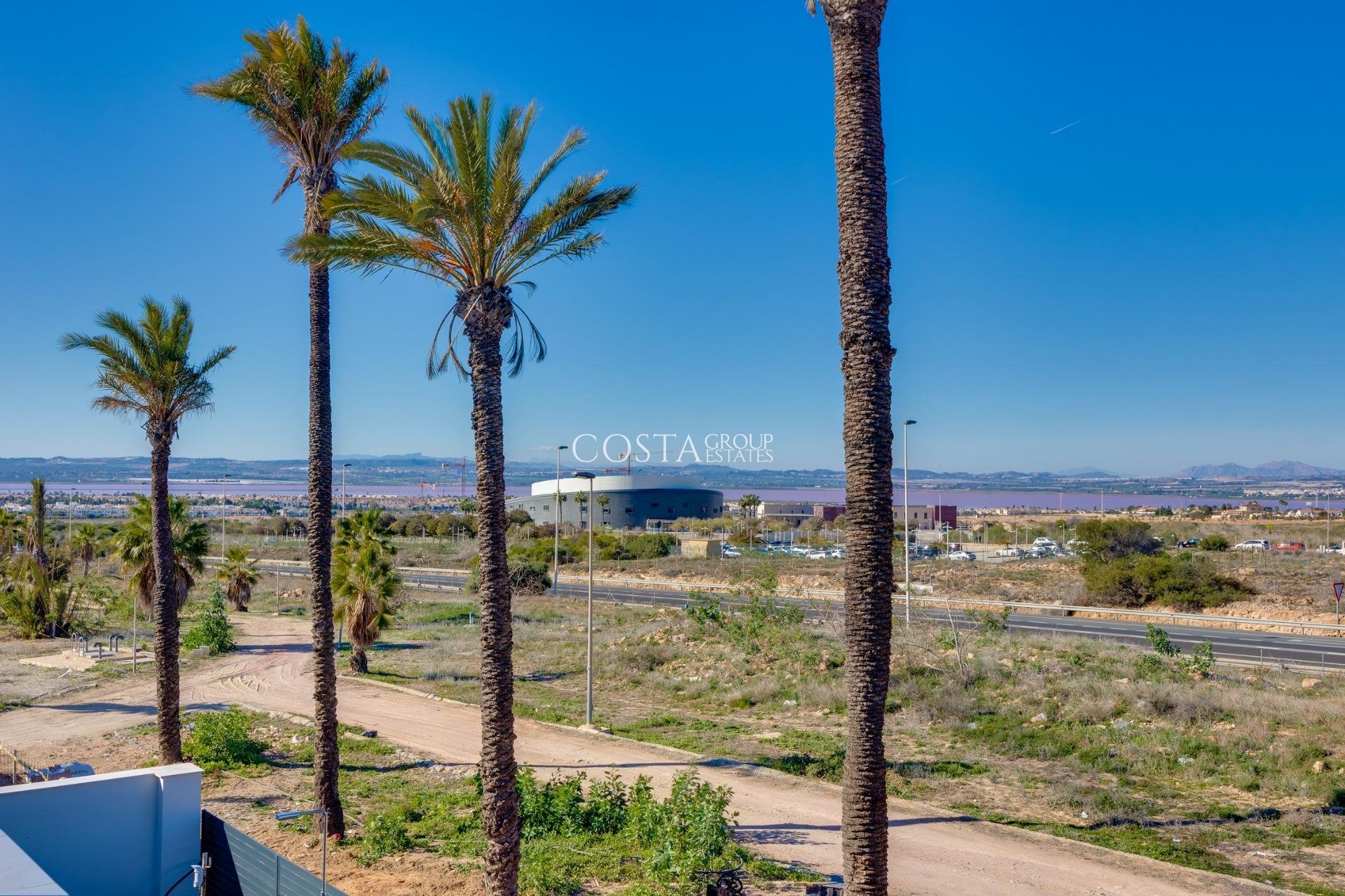 Neue Gebäude - Villa -
Torrevieja - Sector 25