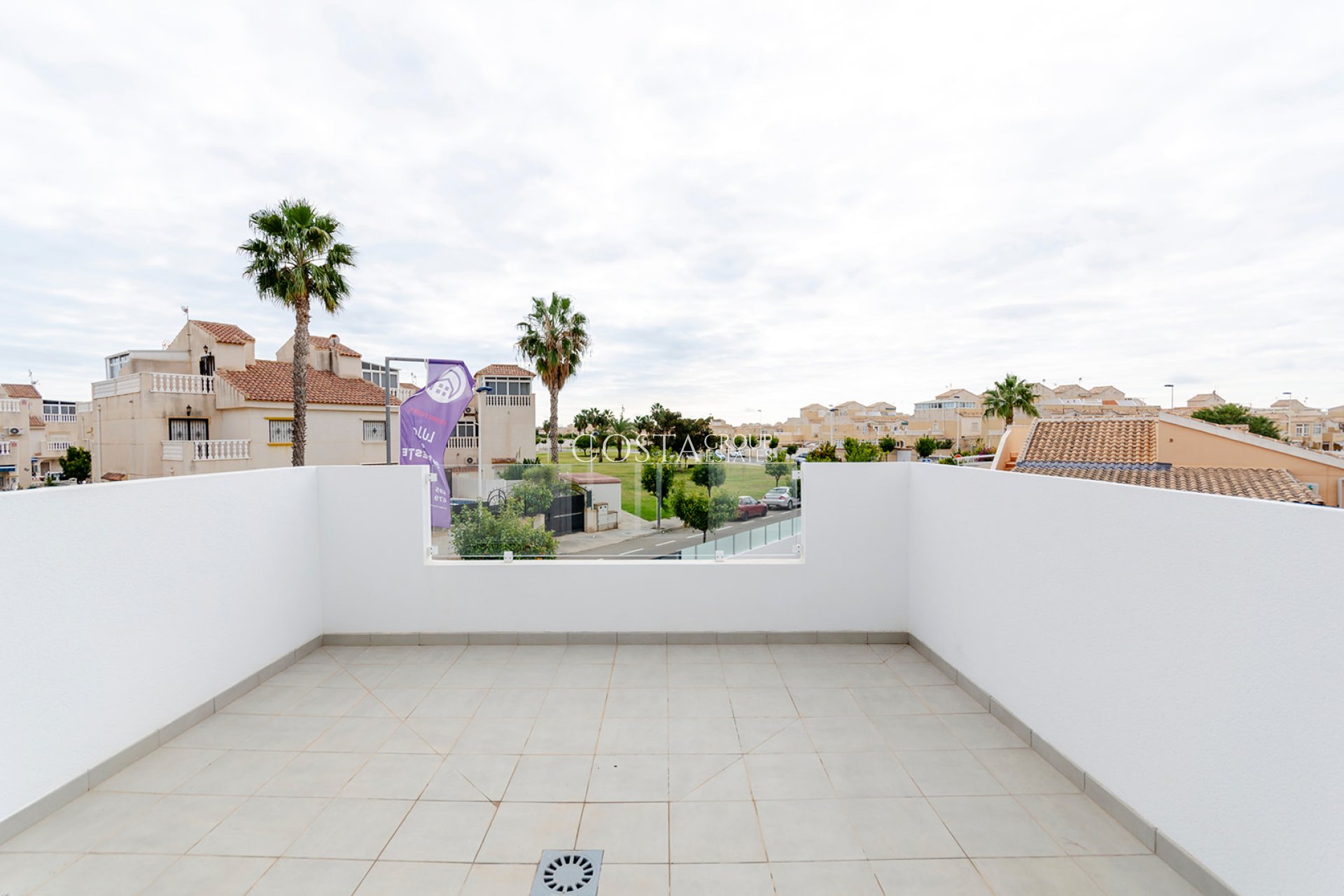 Neue Gebäude - Villa -
Torrevieja