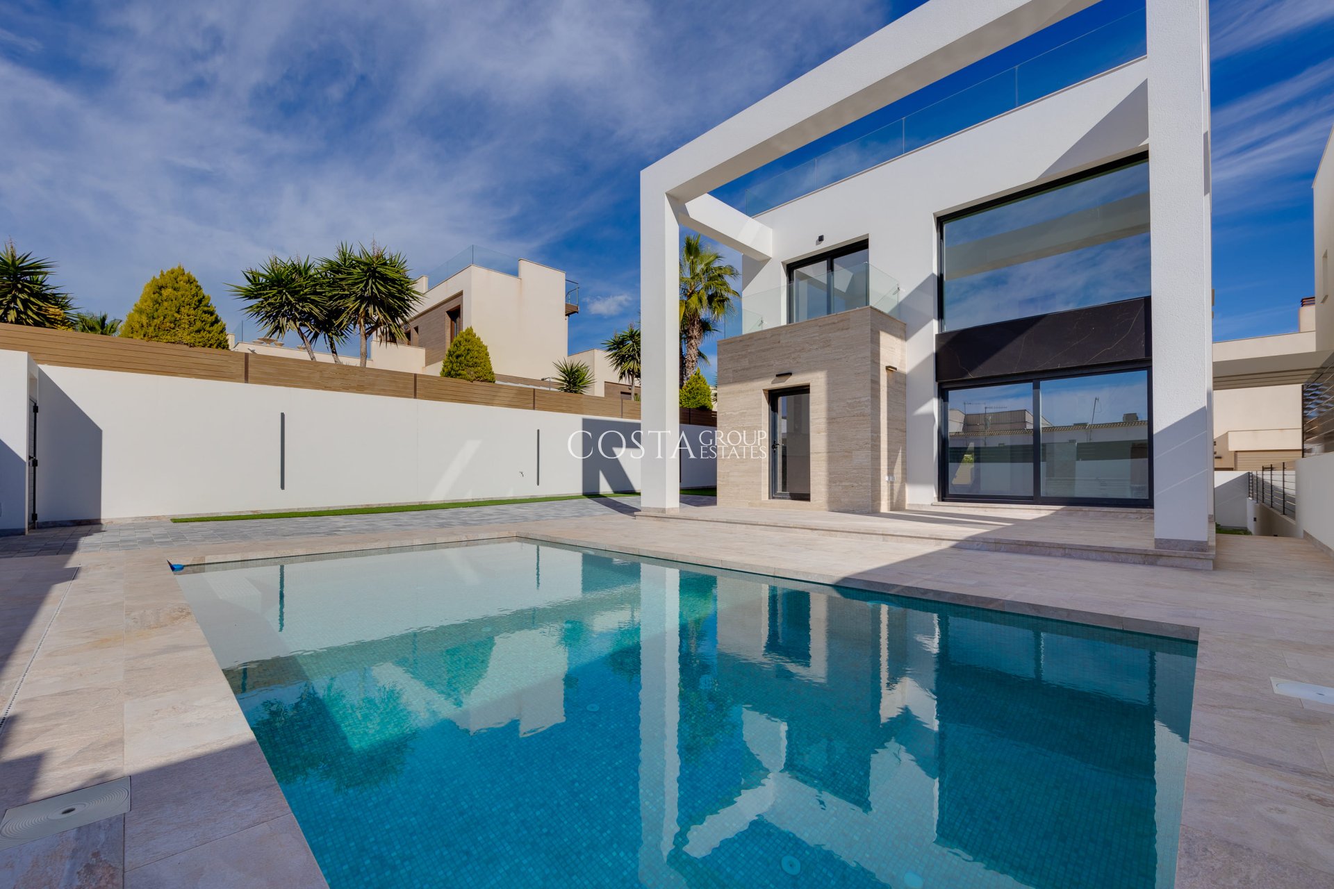 Neue Gebäude - Villa -
Torrevieja