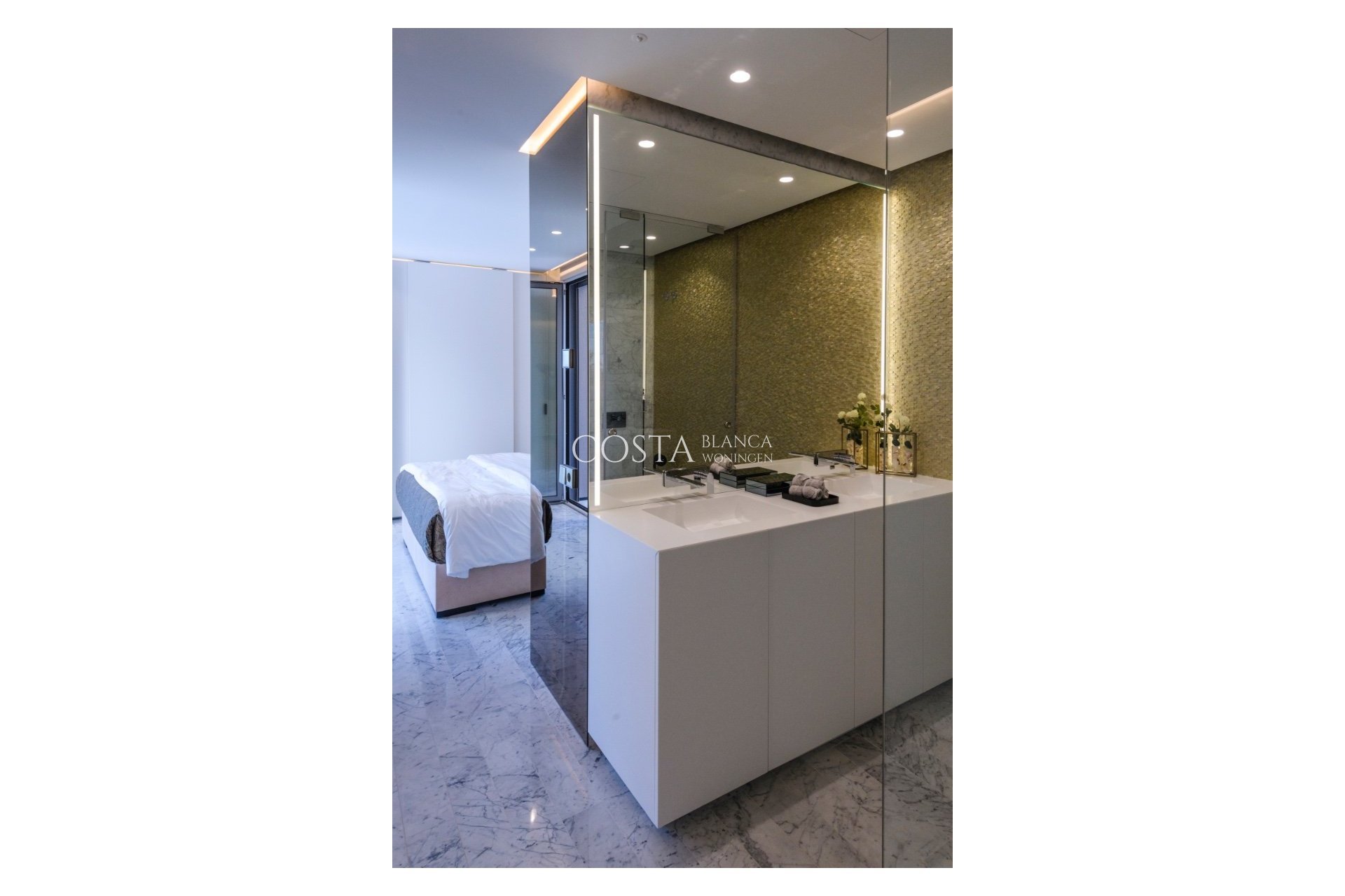 New Build - Apartments -
Las Colinas Golf and Country Club