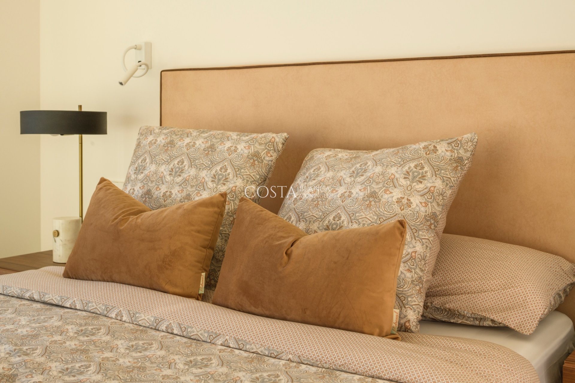 New Build - Apartments -
Las Colinas Golf and Country Club