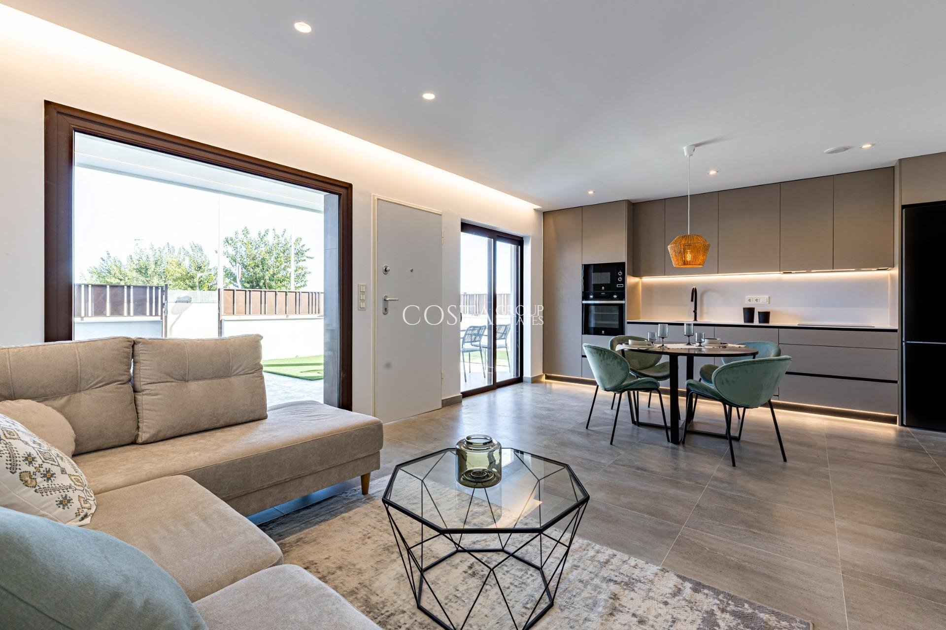 New Build - Apartments -
Pilar de la Horadada - pueblo