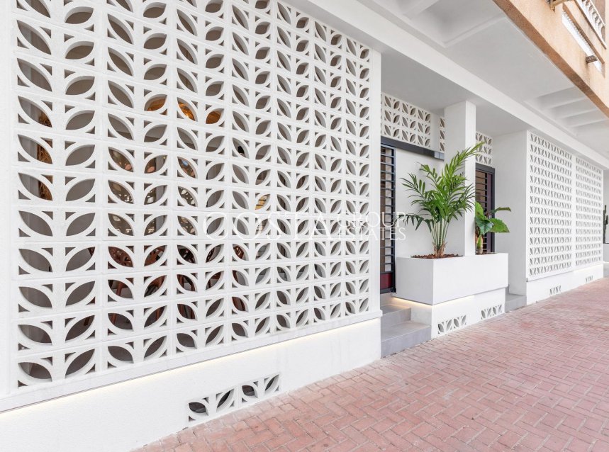 New Build - Apartments -
Torrevieja - Playa Los Naufragos