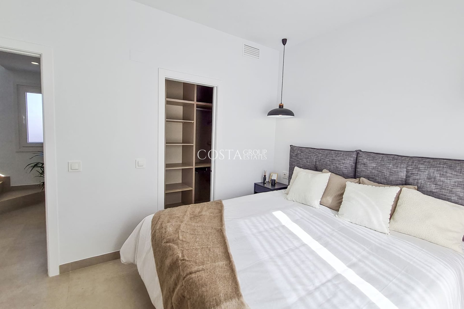 New Build - detached -
Las Esperanzas