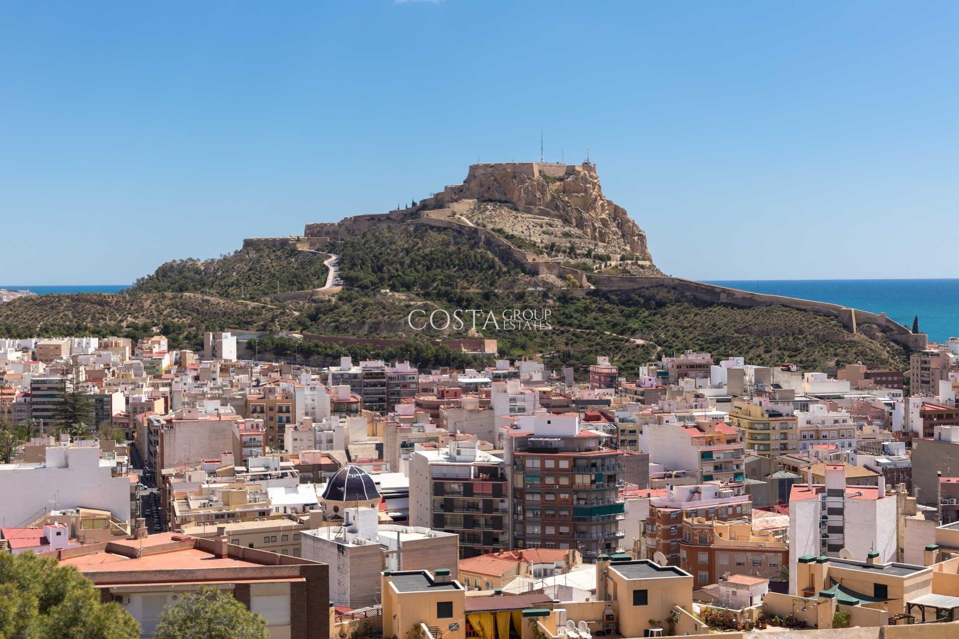New Build - Ground floor apartment -
Alicante - Centro