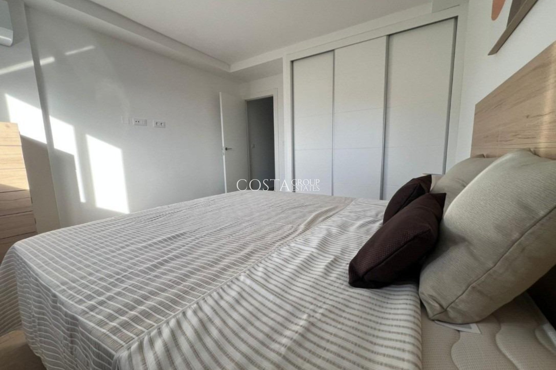 New Build - House -
La Union - centro