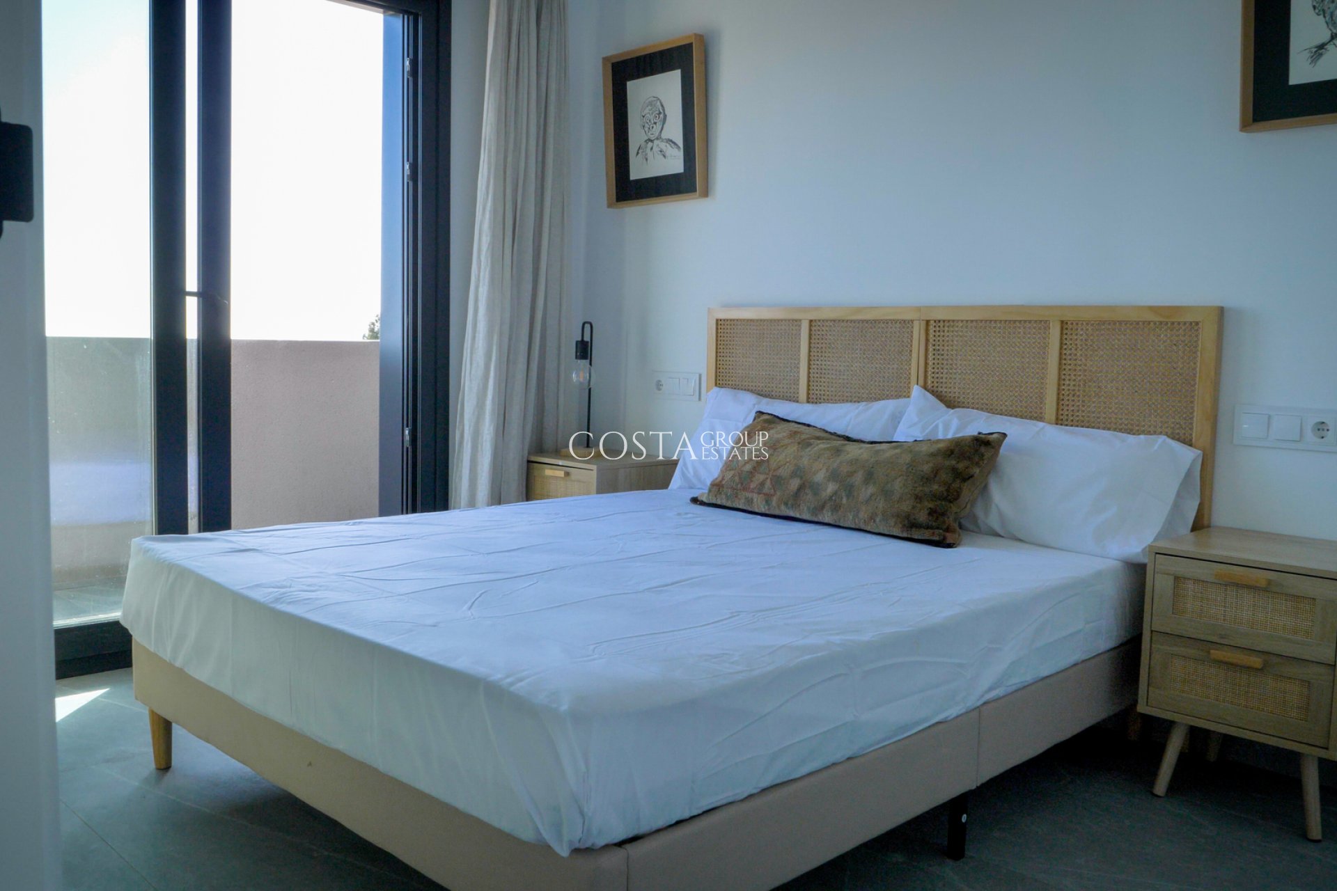 New Build - semi-detached -
Polop