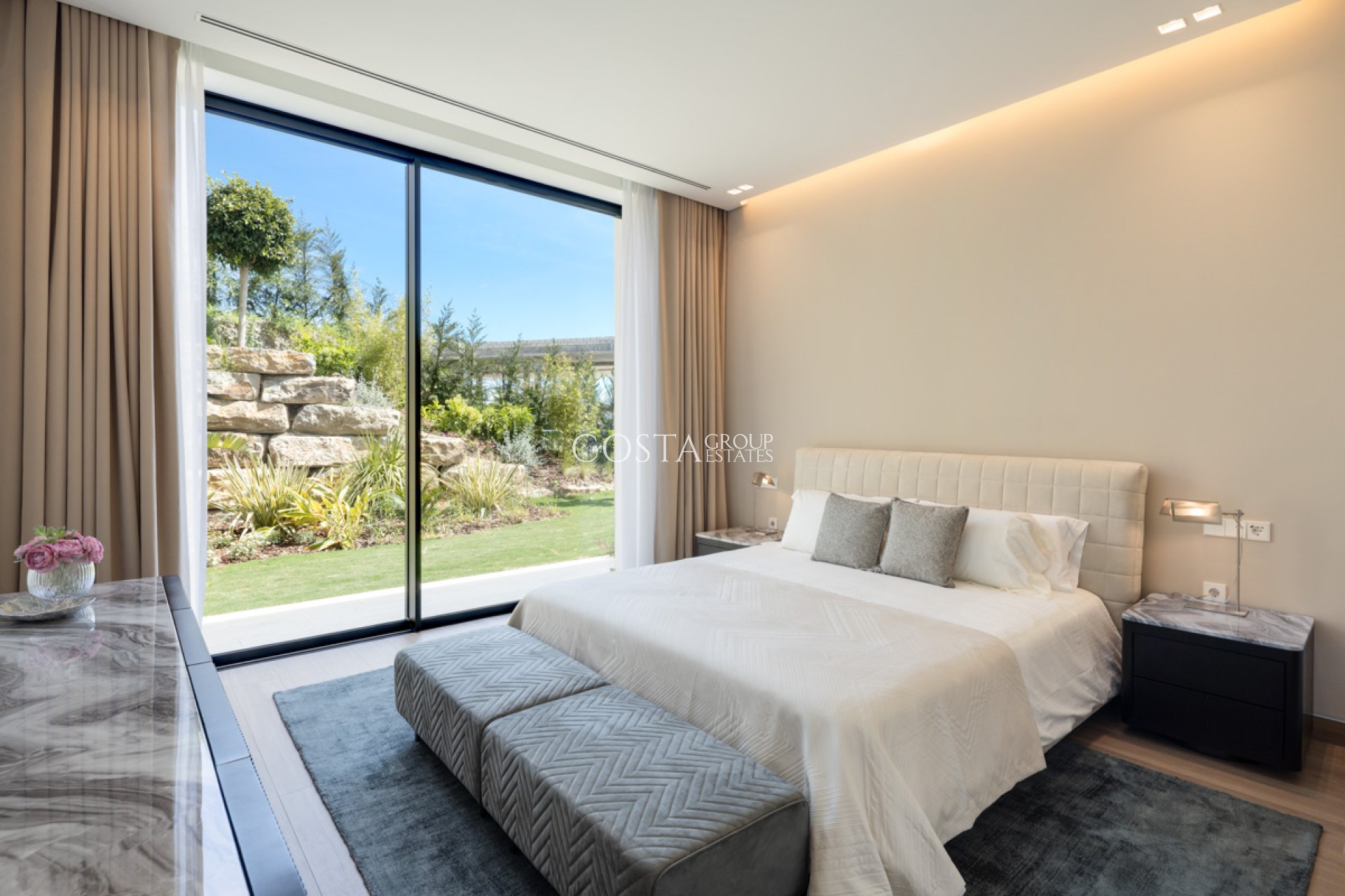 New Build - Villa -
Benahavís