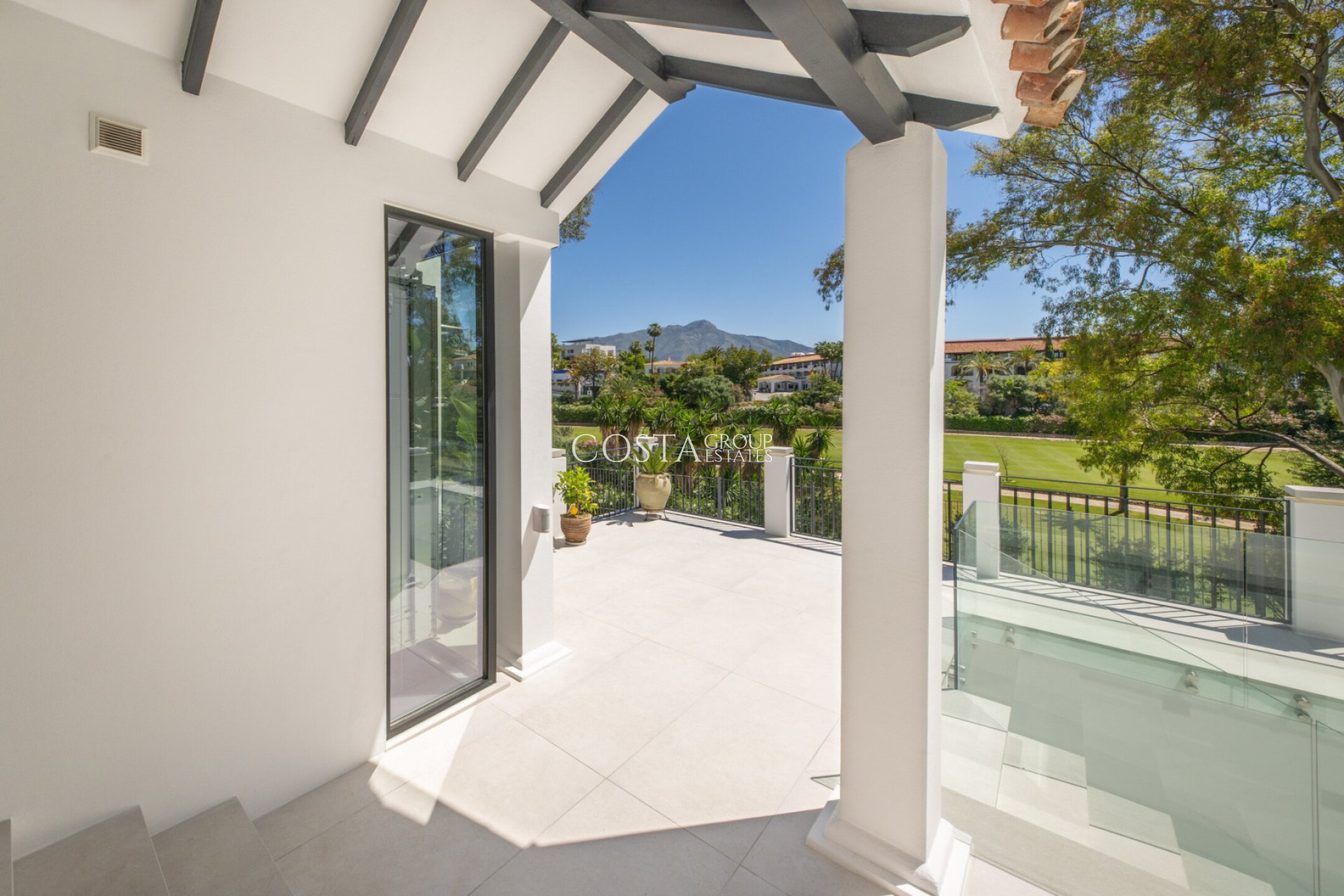 New Build - Villa -
Benahavís