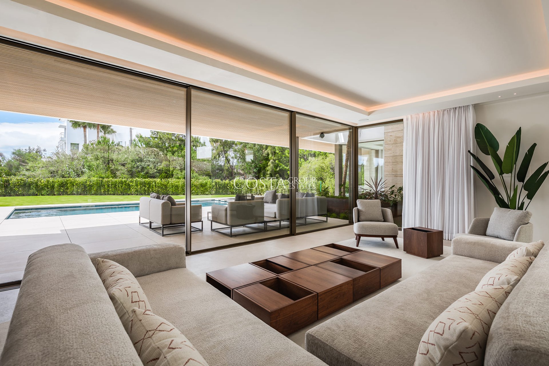 New Build - Villa -
Cortés