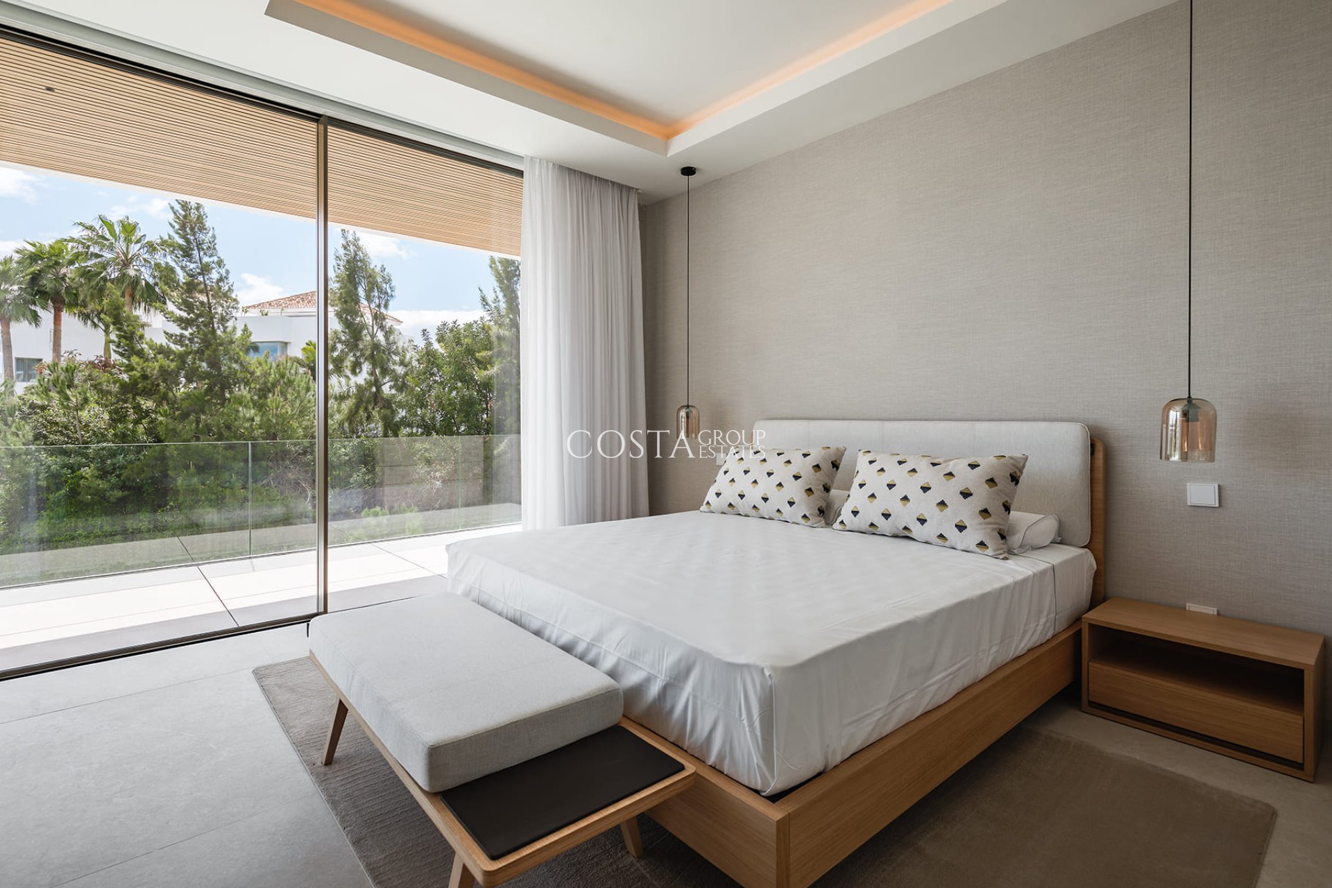 New Build - Villa -
Cortés