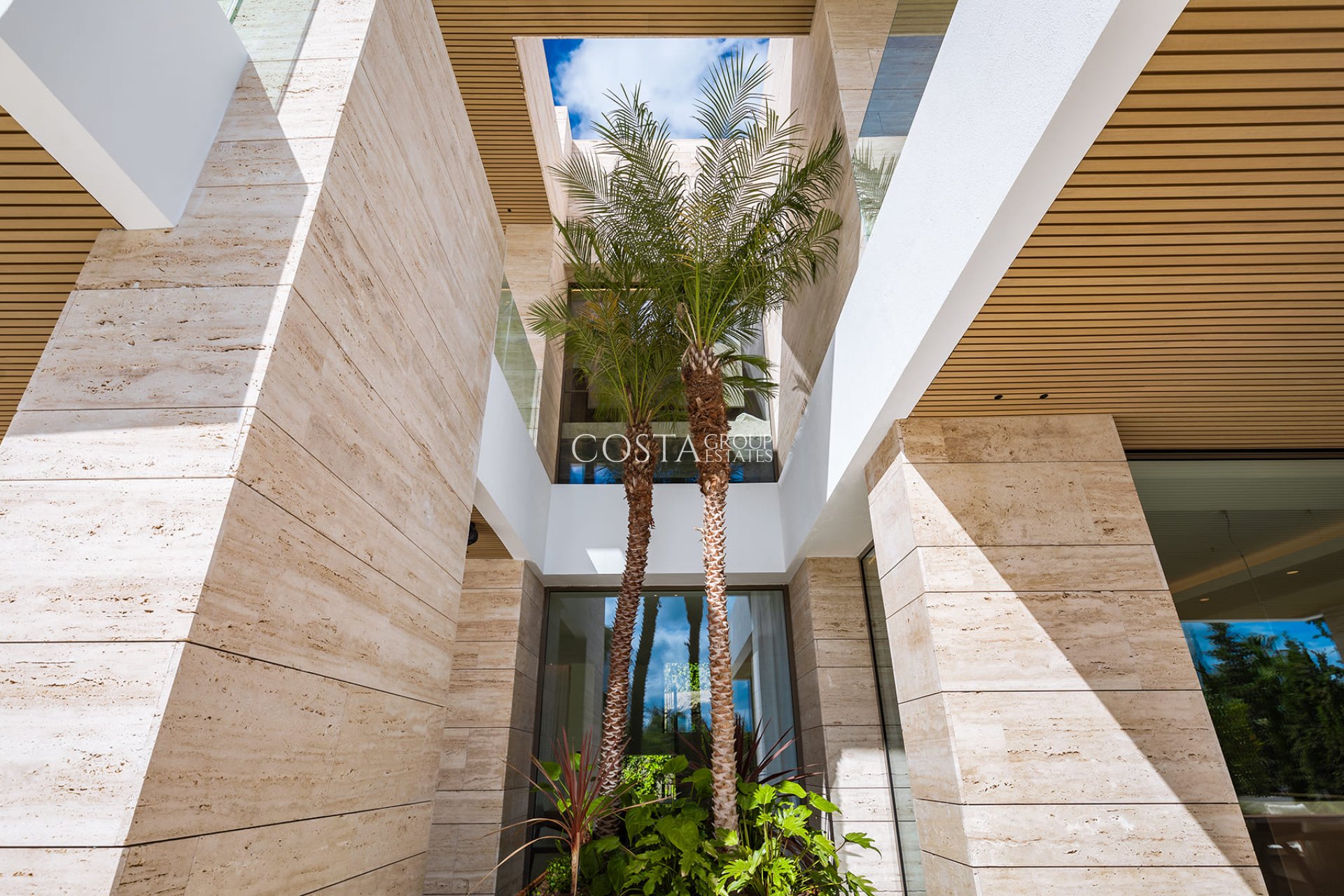 New Build - Villa -
Cortés