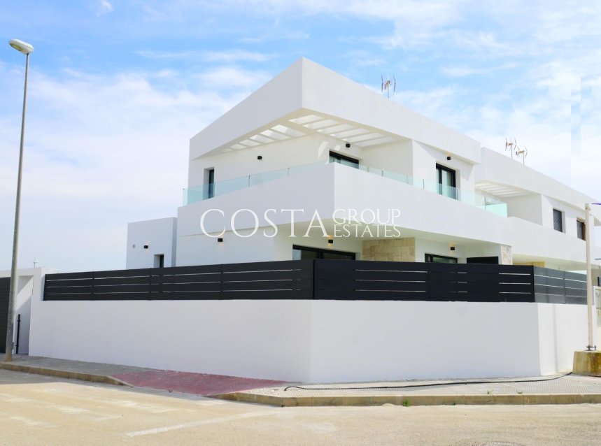 New Build - Villa -
Dolores - polideportivo