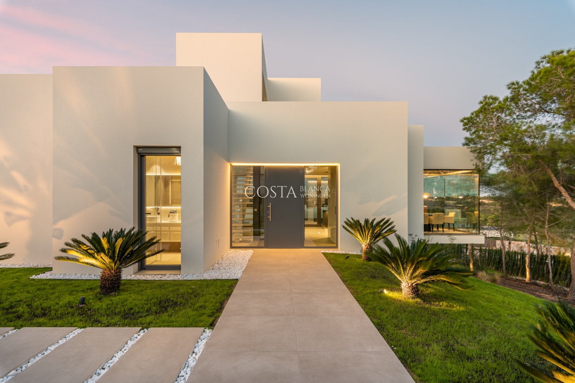 New Build - Villa -
Las Colinas Golf and Country Club