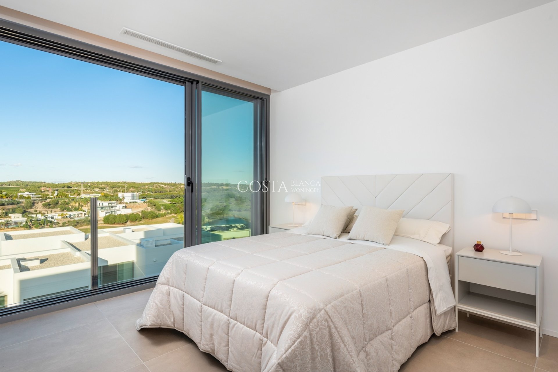 New Build - Villa -
Las Colinas Golf and Country Club