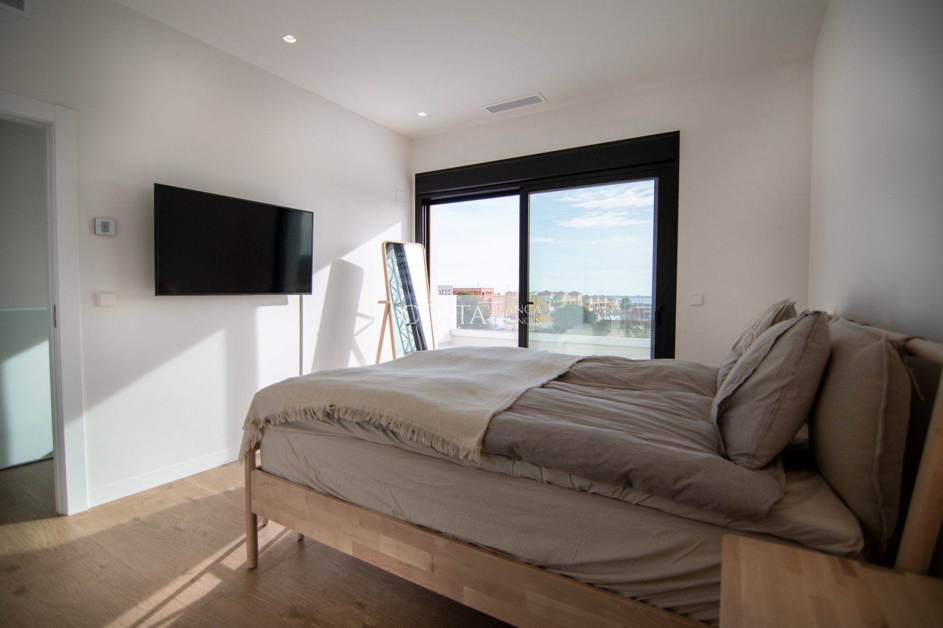 New Build - Villa -
Los Montesinos - La Herrada