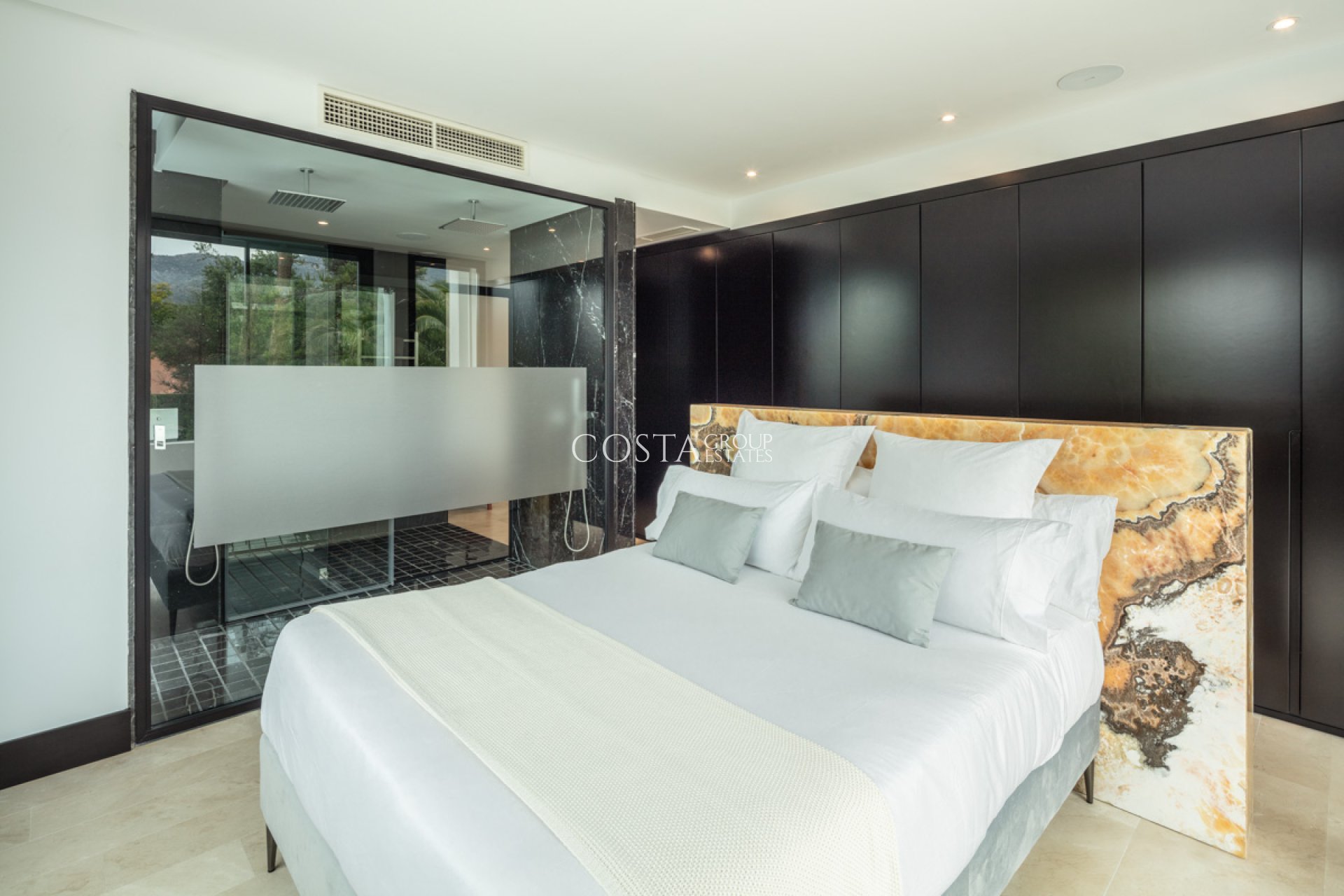 New Build - Villa -
Marbella