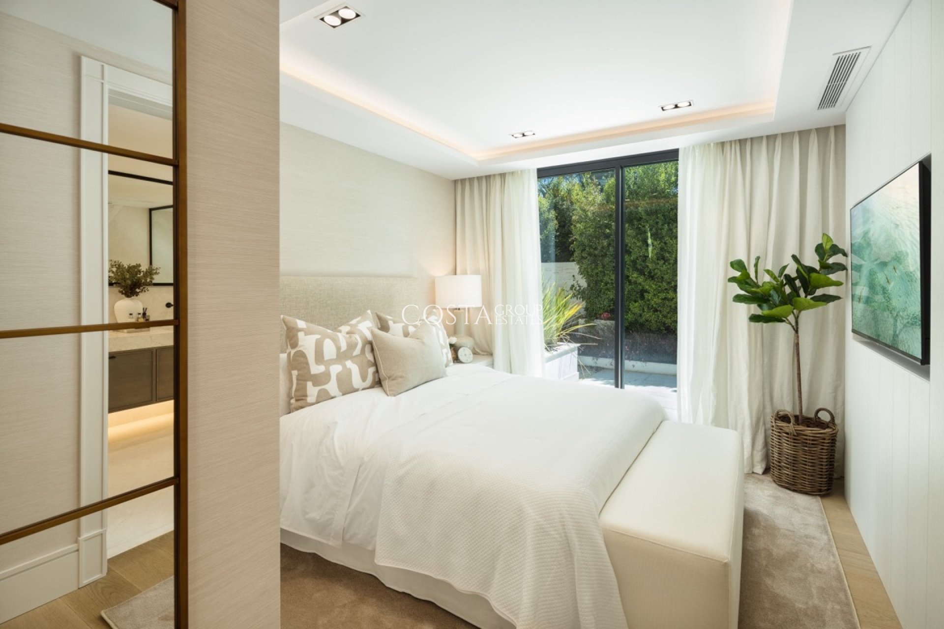 New Build - Villa -
Marbella