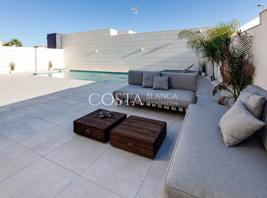 New Build - Villa -
Pilar de la Horadada