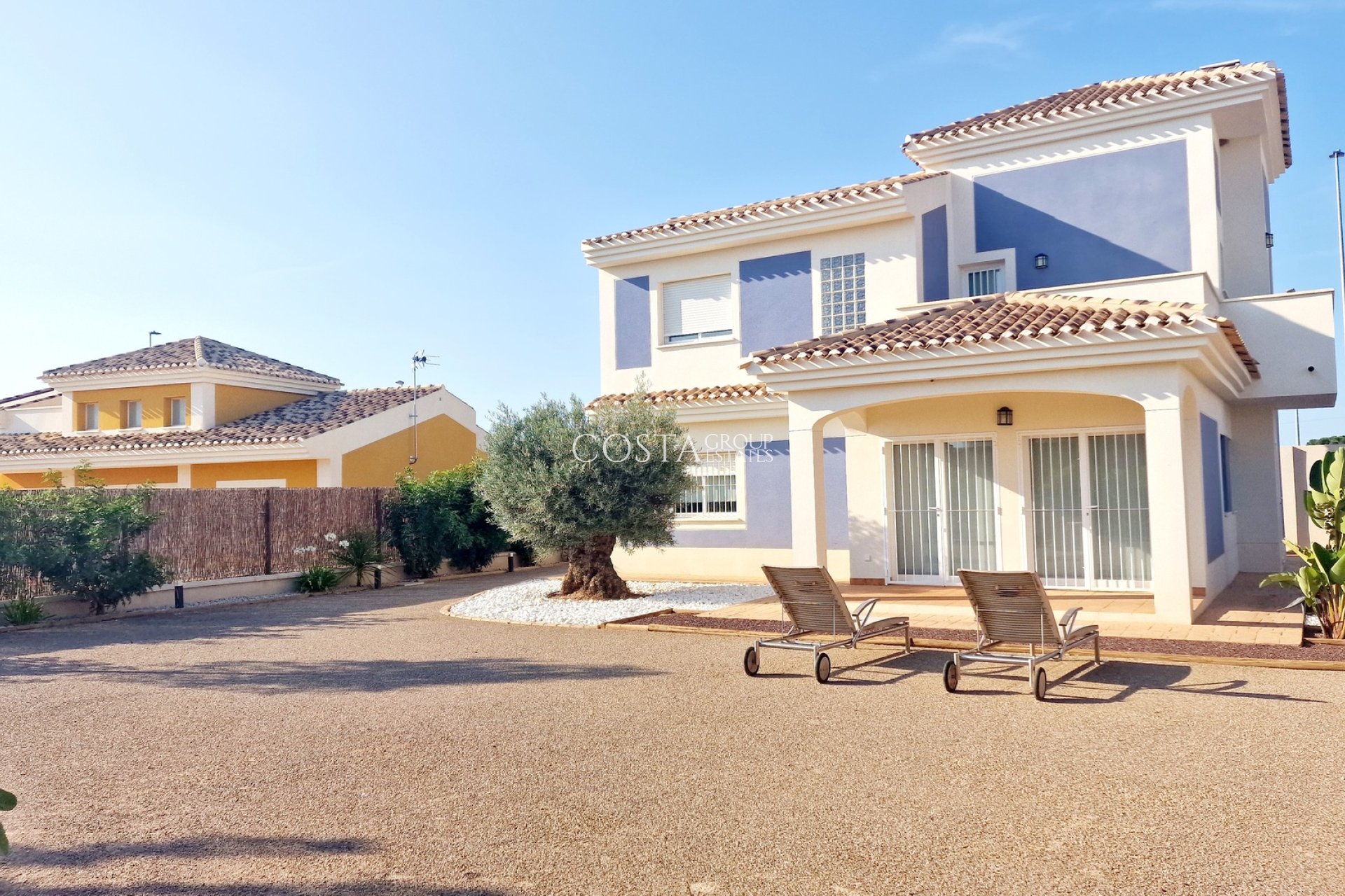 New Build - Villa -
Purias