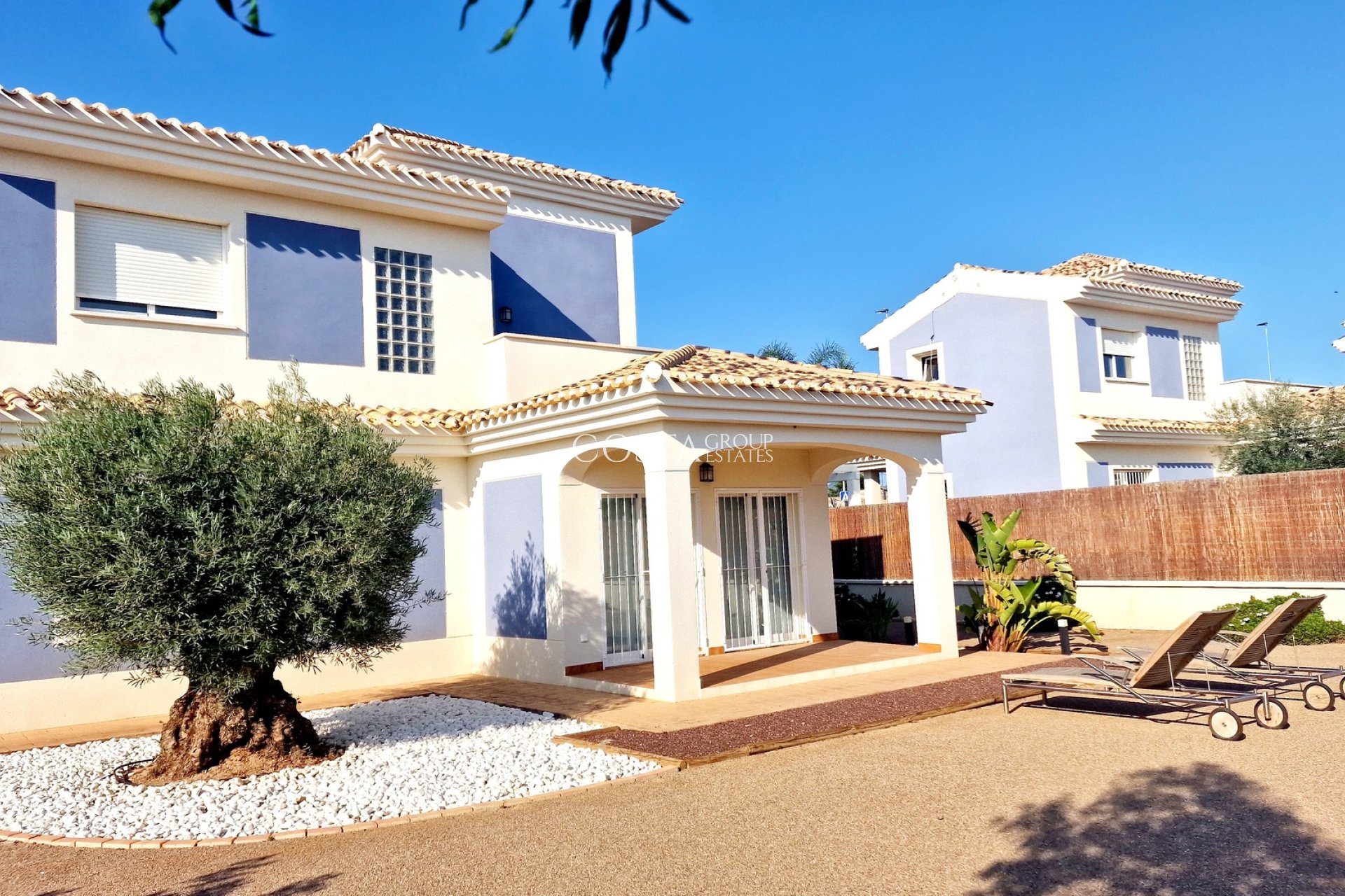 New Build - Villa -
Purias
