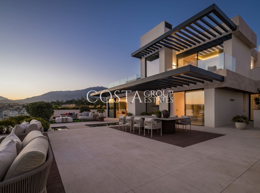 Nieuwbouw Woningen - Apartments -
Estepona