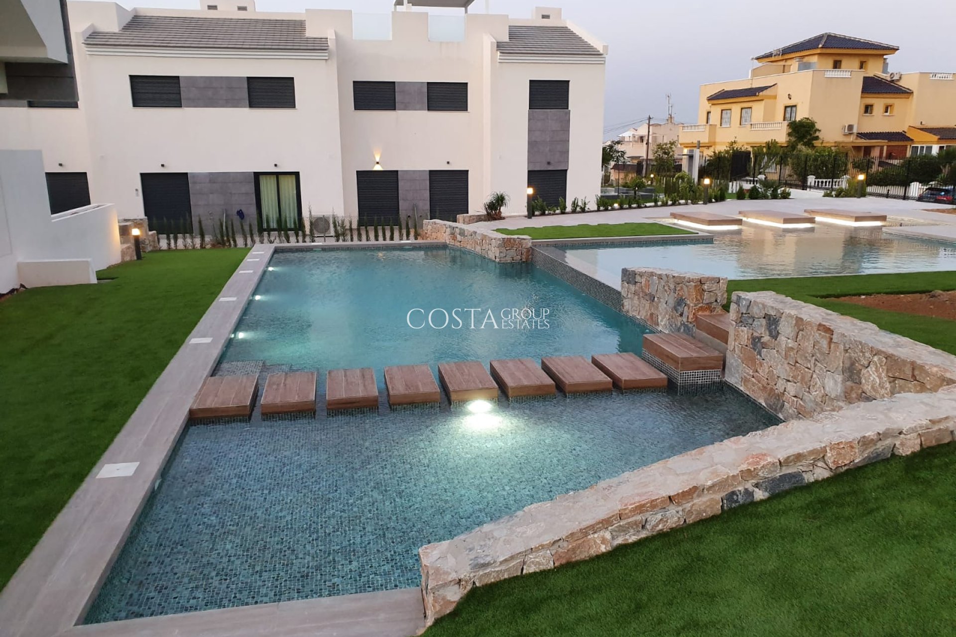 Nieuwbouw Woningen - low-bungalow -
Torrevieja